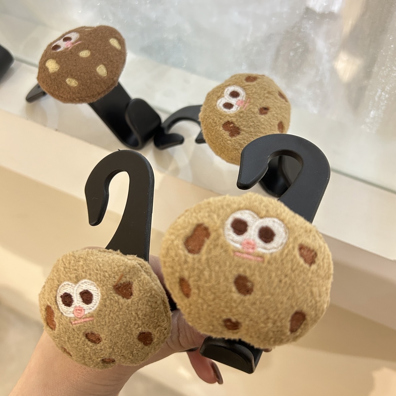 《3790》大眼餅乾造型汽車掛勾