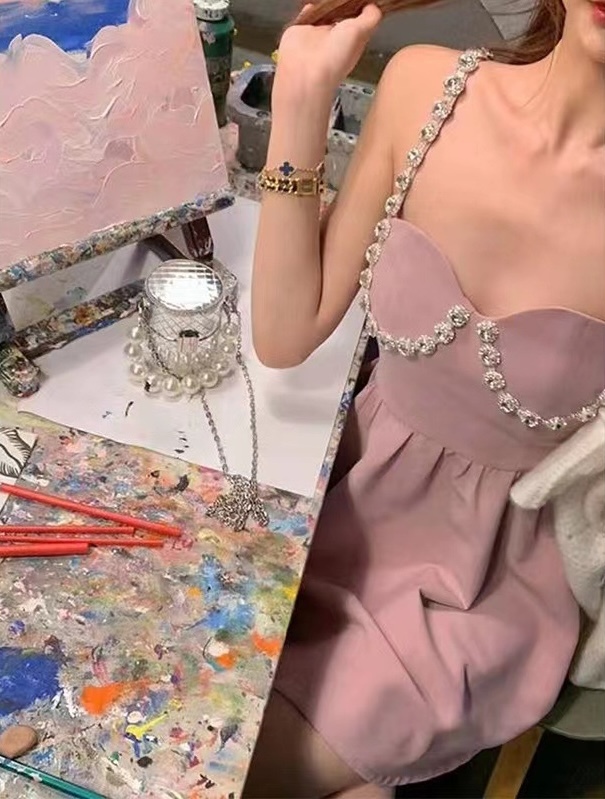 水鑽細帶 收腰小洋裝