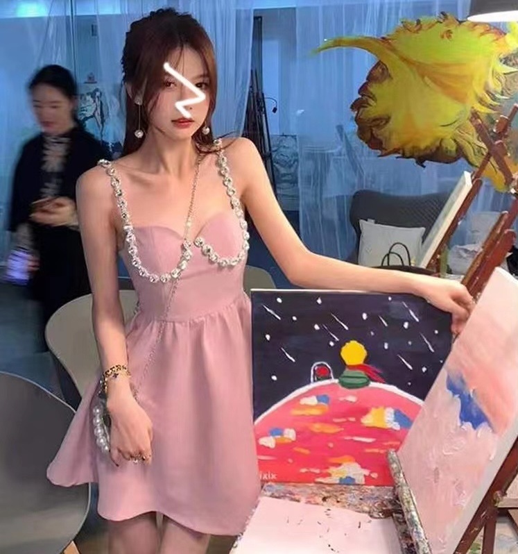 水鑽細帶 收腰小洋裝