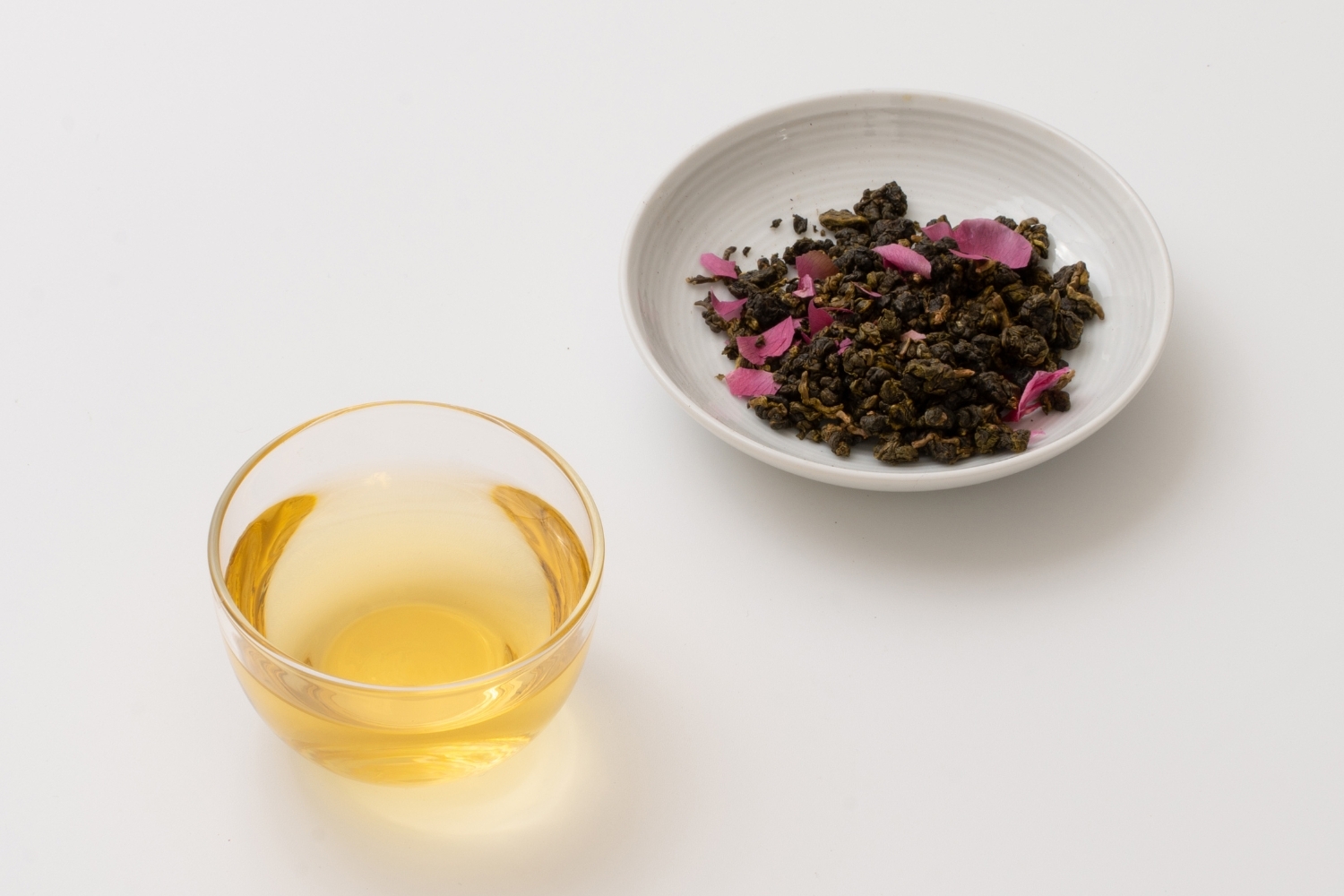 山形玫瑰烏龍 茶乾茶湯照