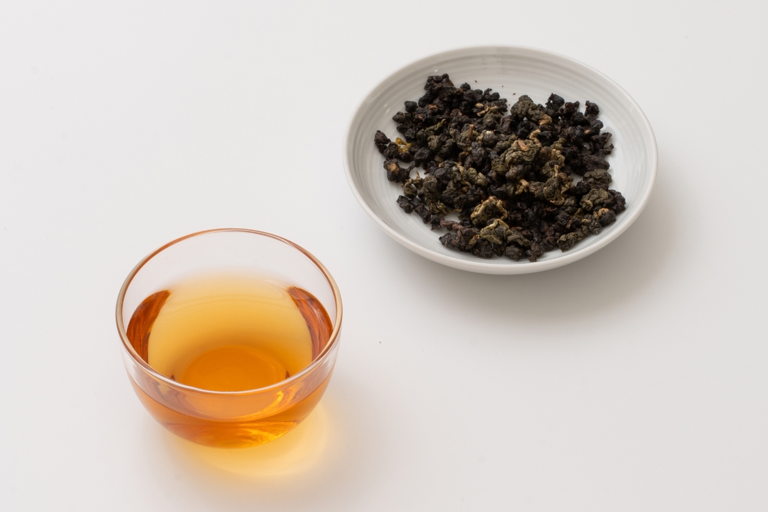 茉紅烏龍 茶乾茶湯照