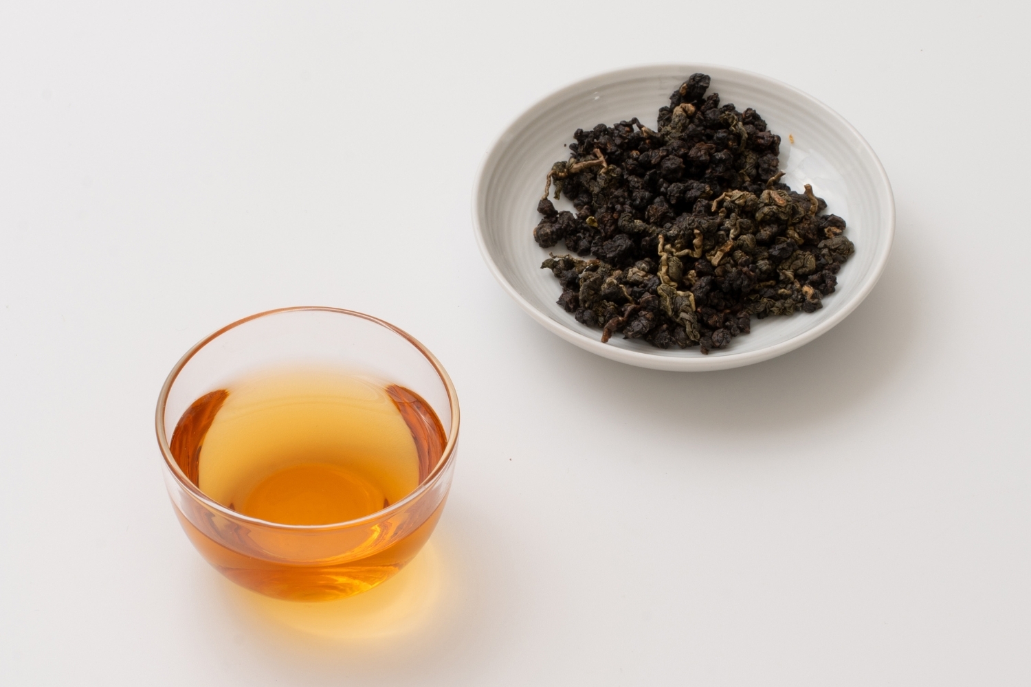 果梔烏龍 茶乾茶湯照