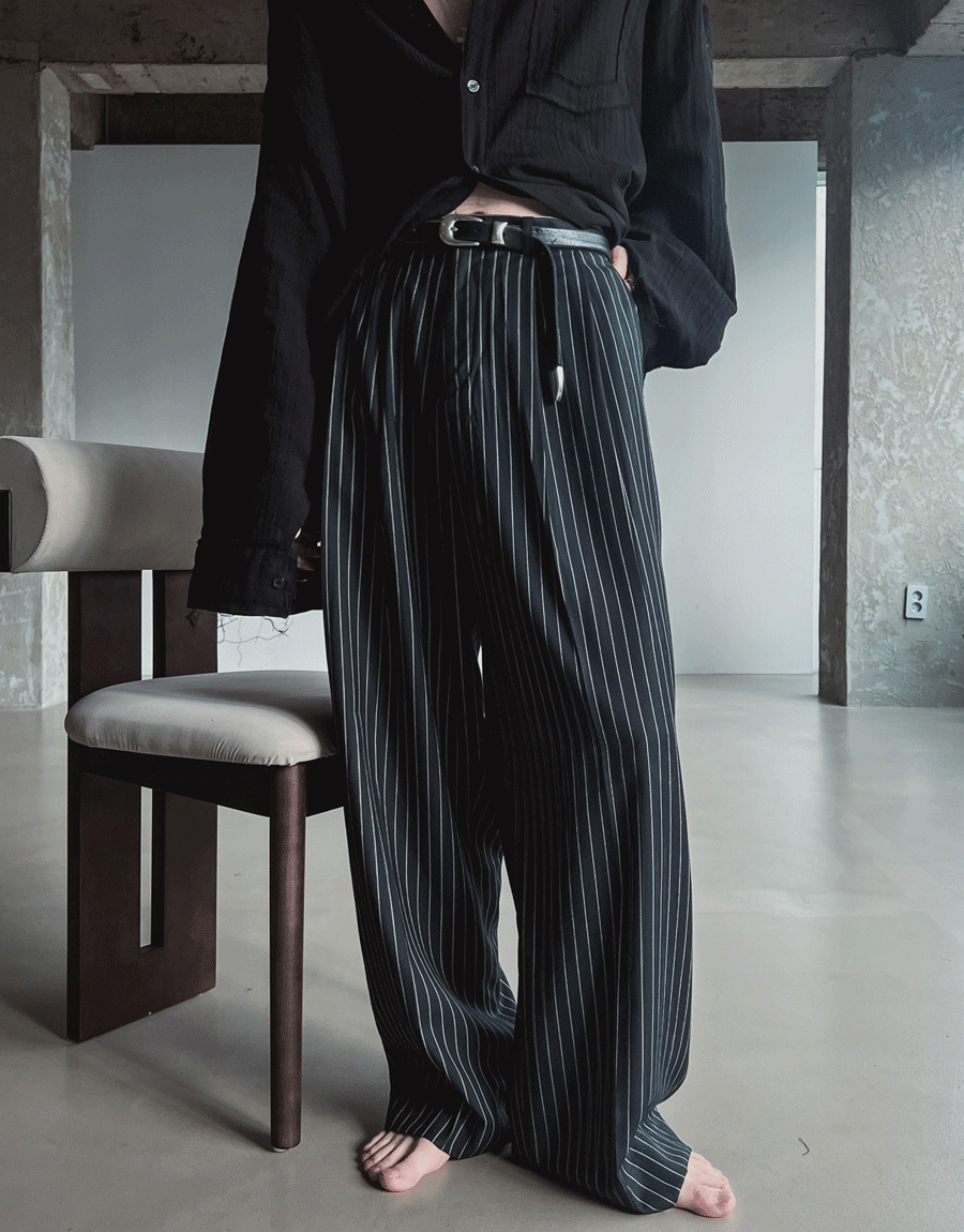 條紋寬鬆細褶西裝褲