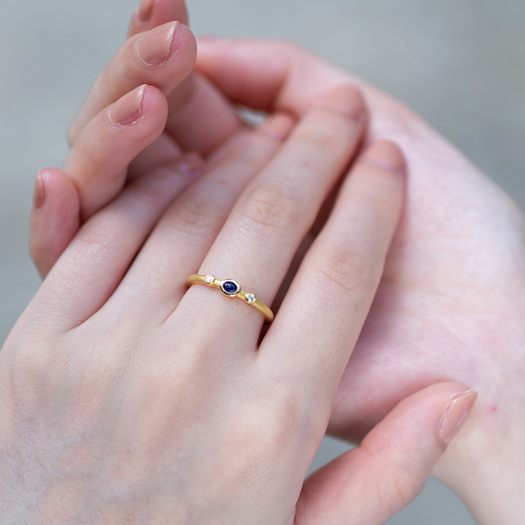 蛋面藍寶石18K戒指 拜占庭風格