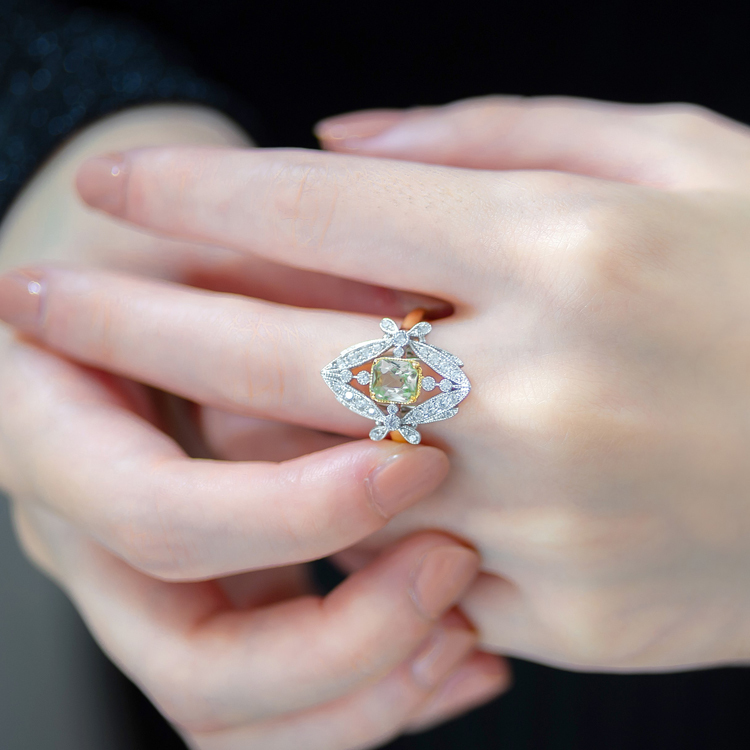 天然薄荷綠碧璽18K蜻蜓戒指