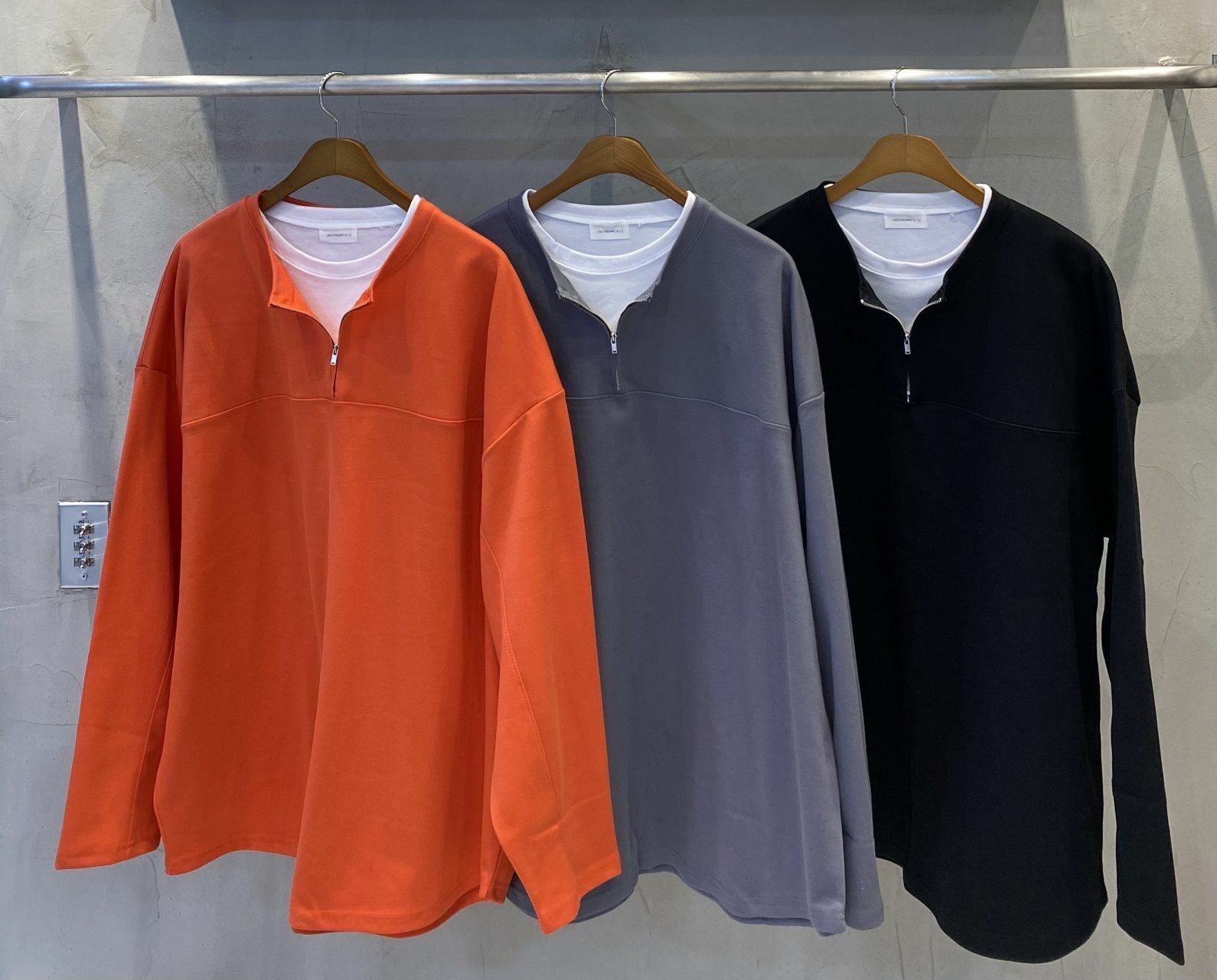 淨色半拉鍊假兩件長袖衫 UNSTANDARD-055T