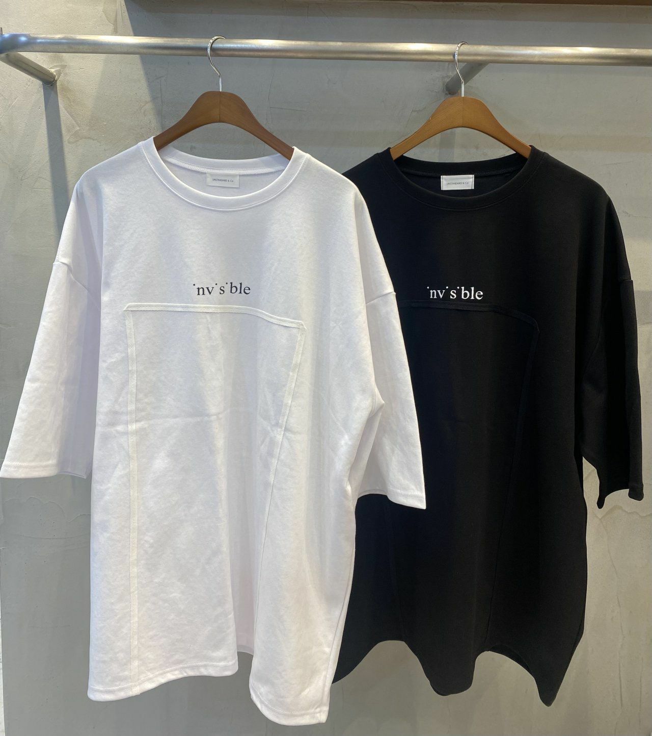 OverSize英文字短袖Tee UNSTANDARD-059T