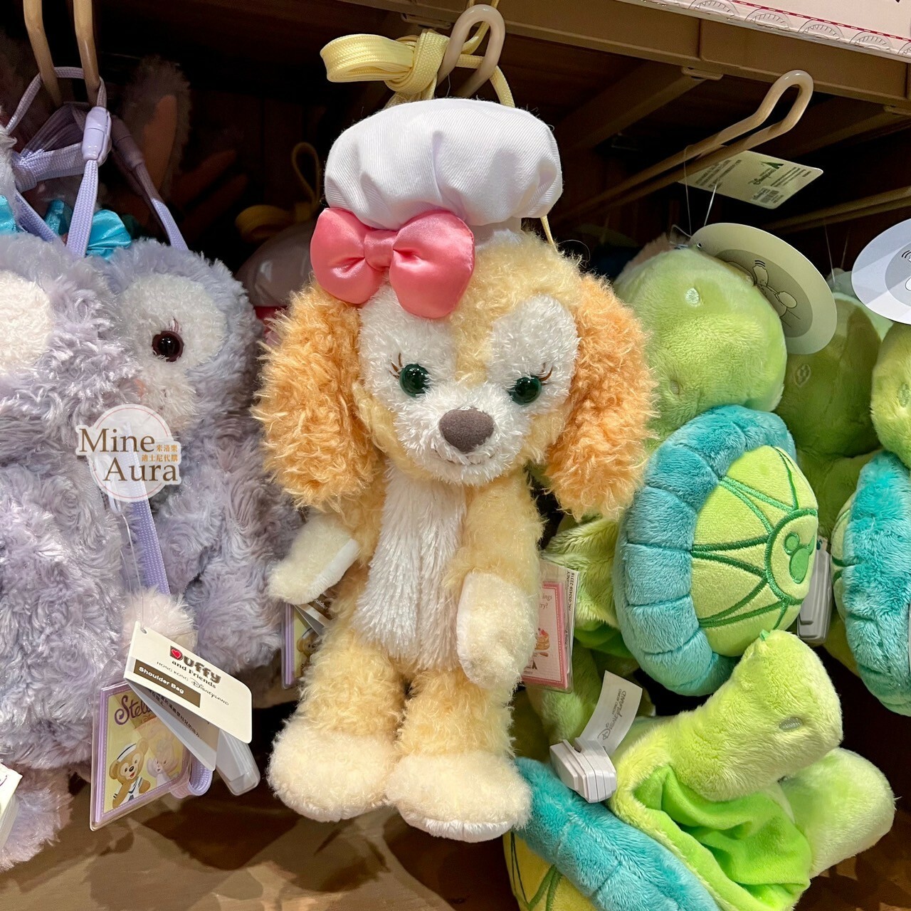 可琦安 餅乾 CookieAnn 側姿 絨毛娃娃玩偶設計 斜背 小包 -香港迪士尼樂園