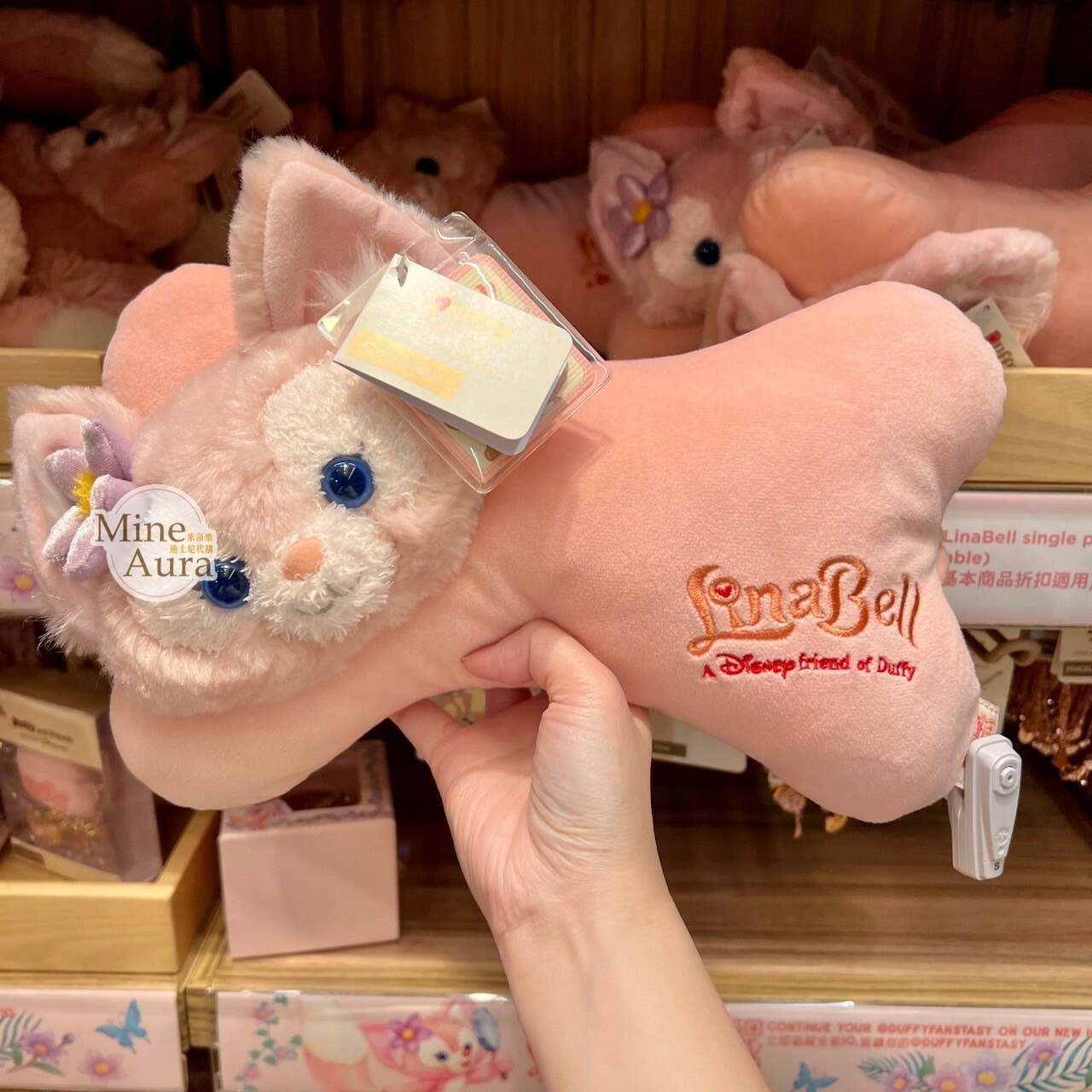 玲娜貝兒 Lina bell 絨毛大頭 骨頭造型 頸枕 汽車用品 -香港迪士尼樂園