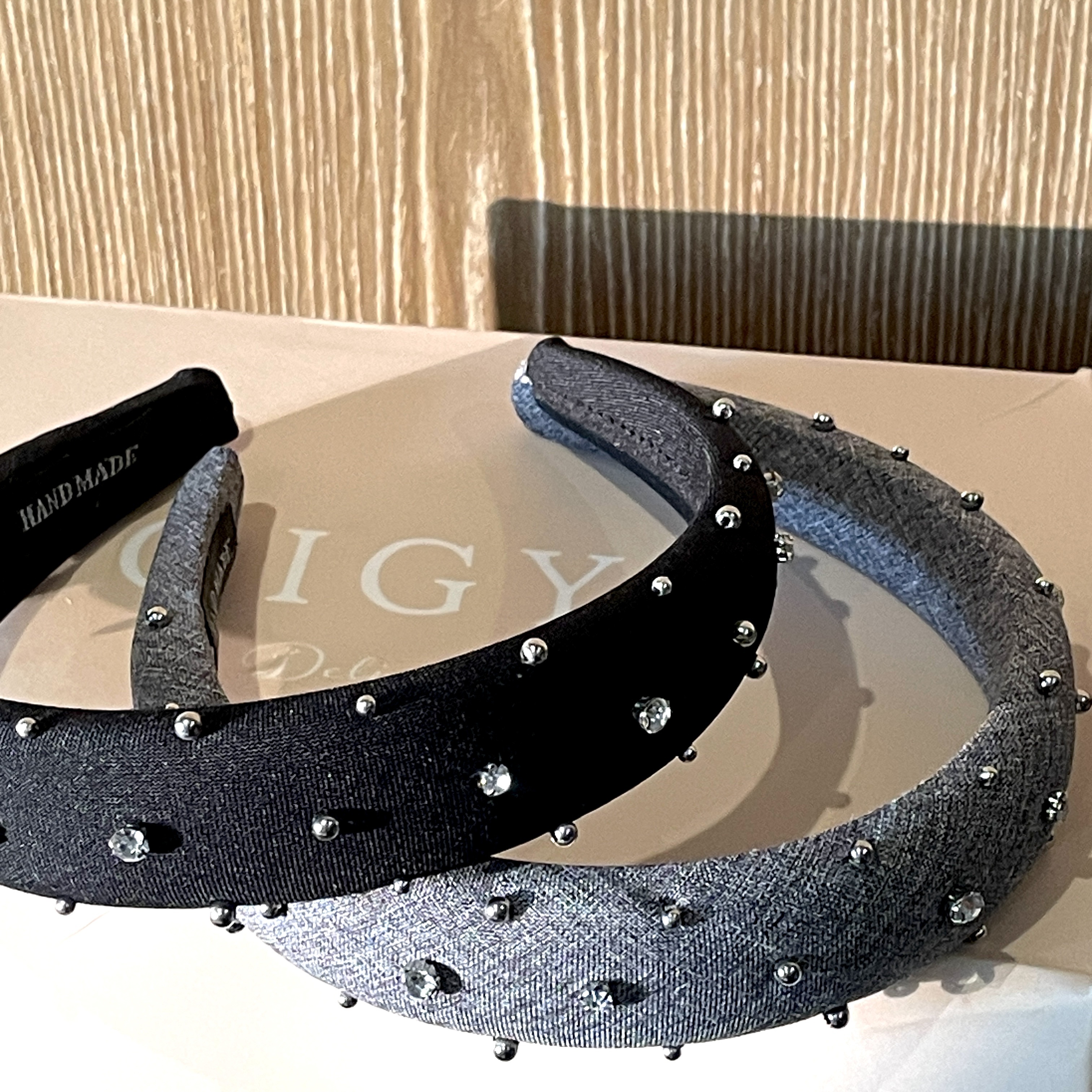 時髦滿水鑽釘 牛仔布髮箍/現貨