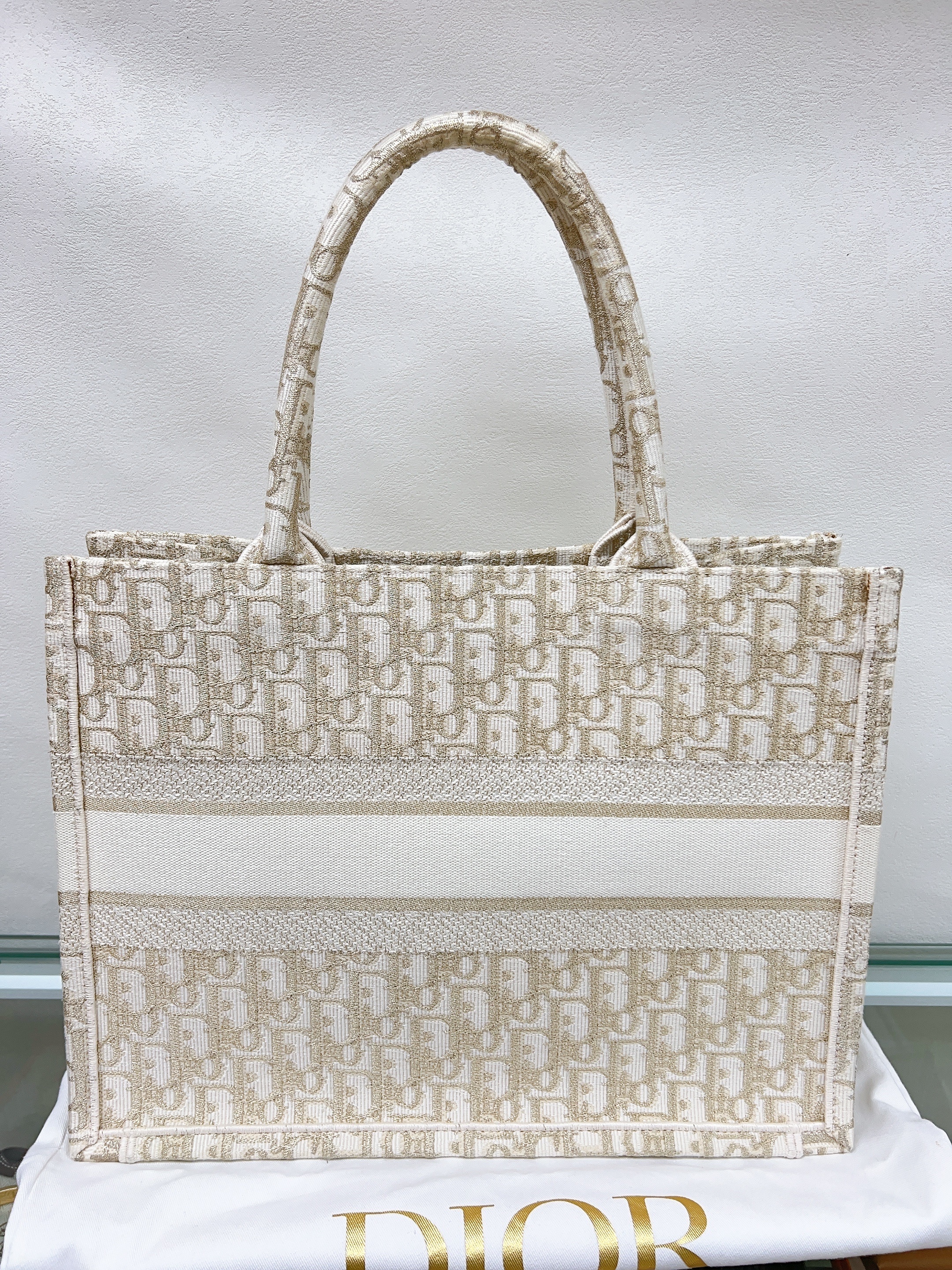 Dior book tote medium gold oblique