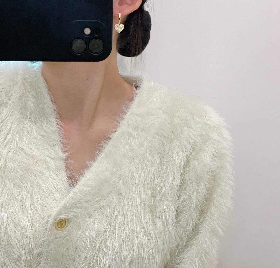 CD桃心白金鑽 不對稱耳釦釘