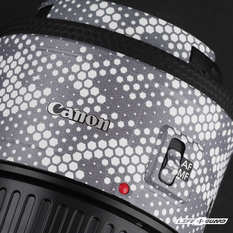 LIFE+GUARD Canon EF 50mm F1.8 II 貼膜質感特寫，LIFE+GUARD 設計風格
