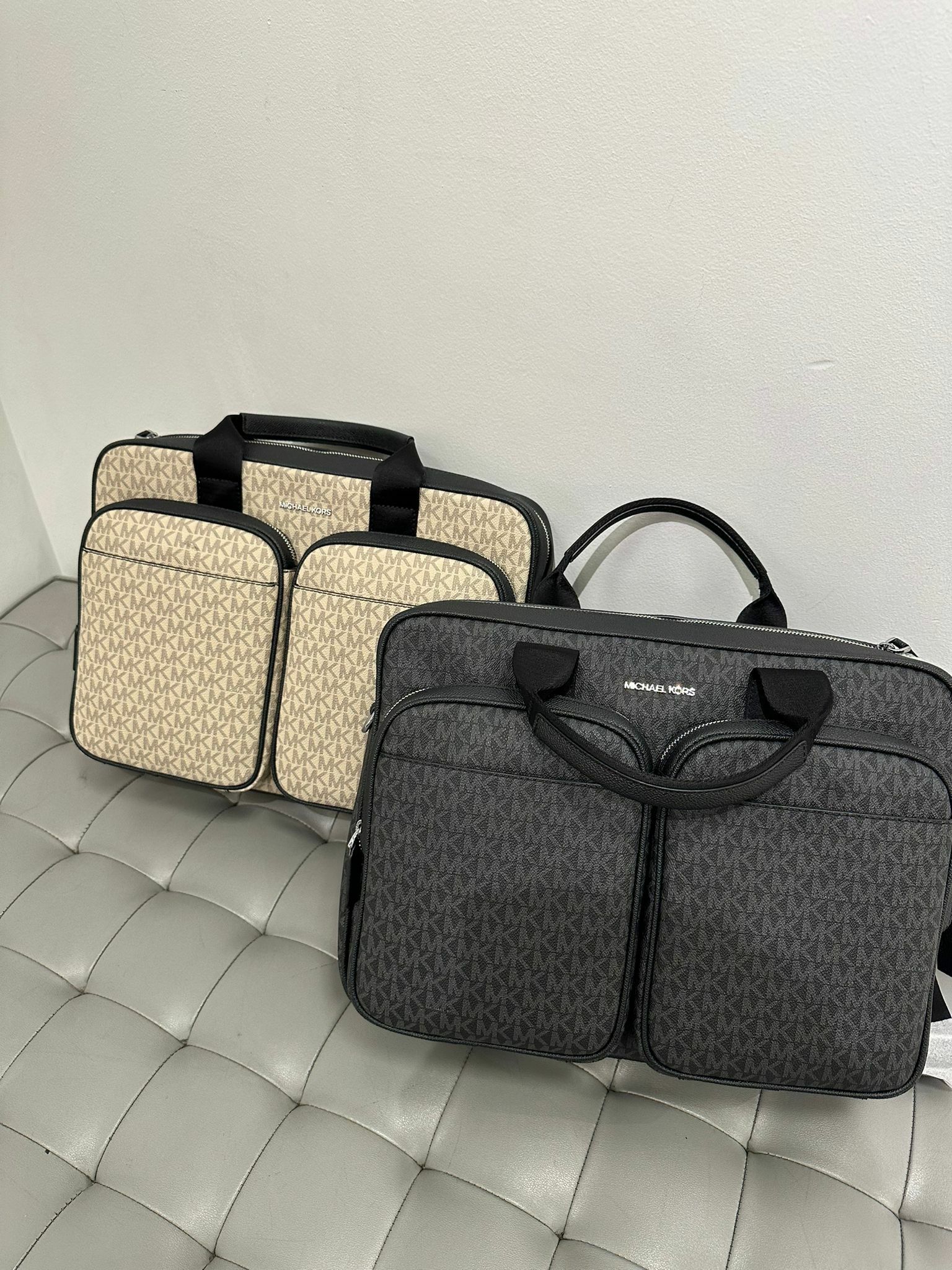 【預購】Michael Kors Z031101 電腦包