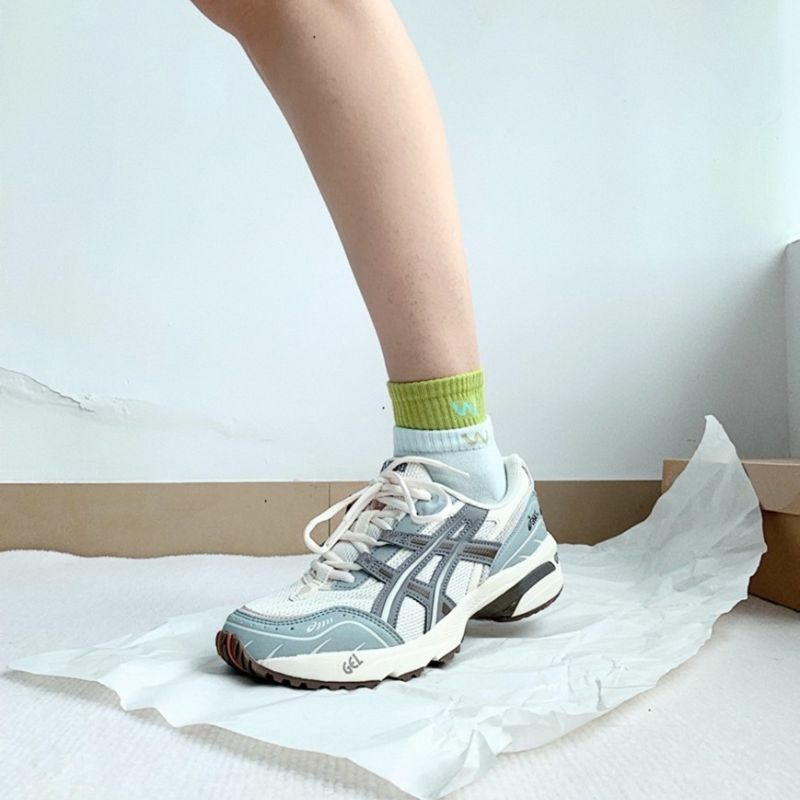 Asics Gel-1090 V1 時尚復古 防滑耐磨輕便 運動休閒鞋 男女同款 米灰藍