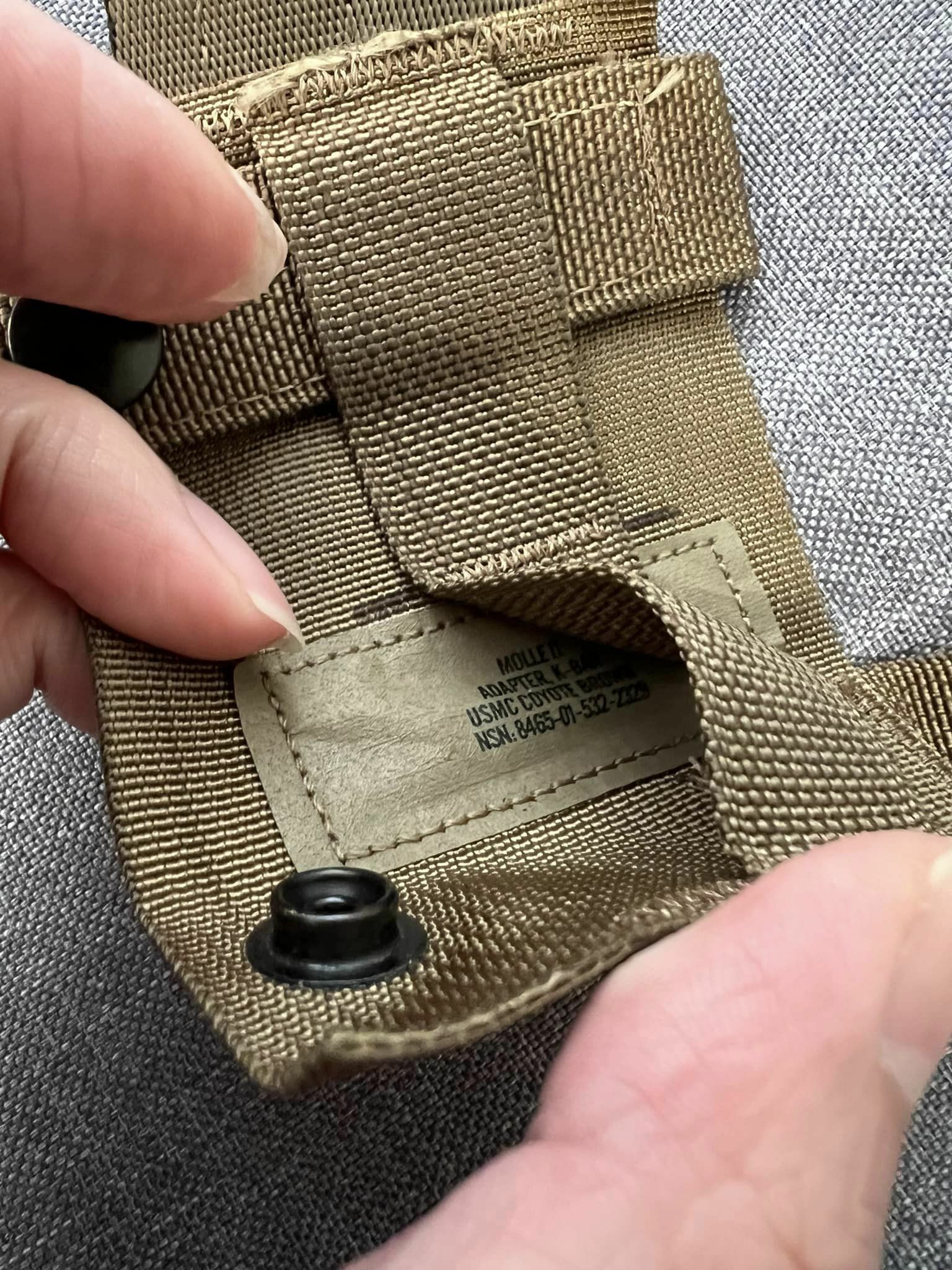 Ka-bar 皮革鞘的molle鞍座