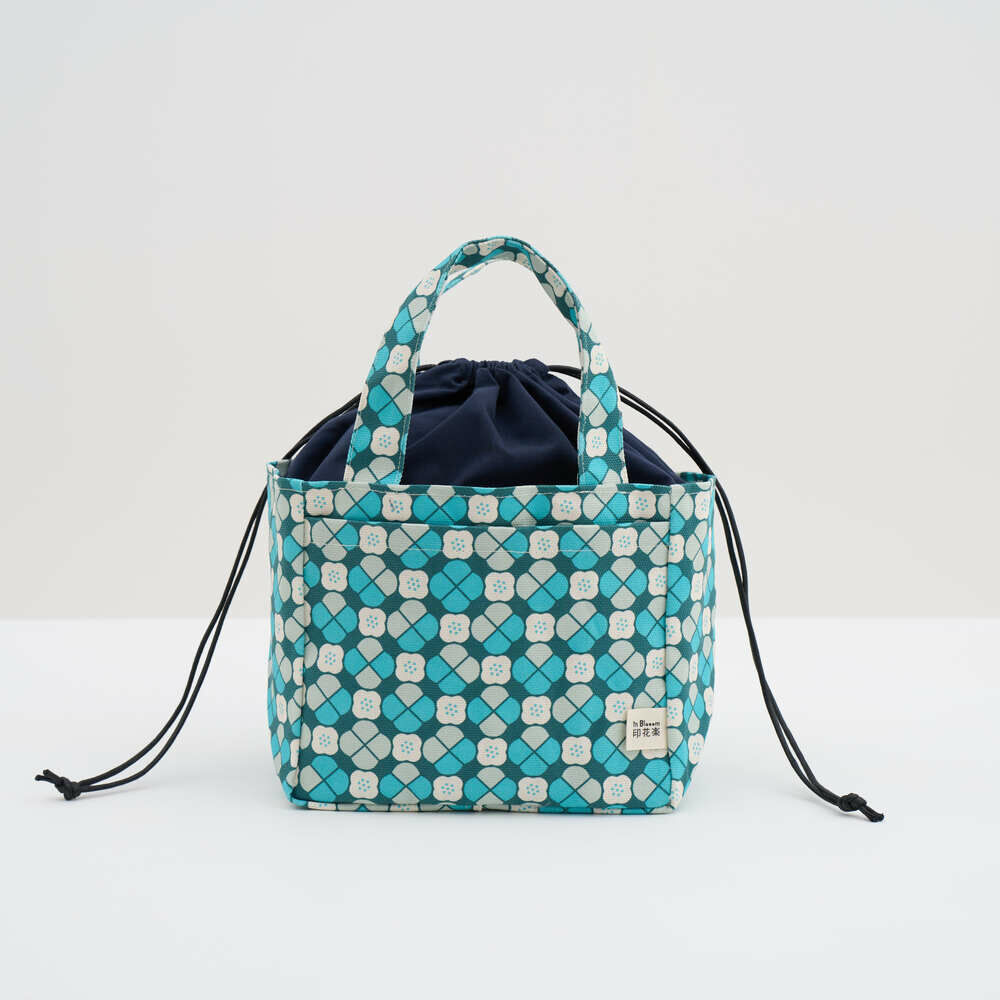 Drawstring Tote Bag/Old Ceramic Tile No.10/Green Bathhouse