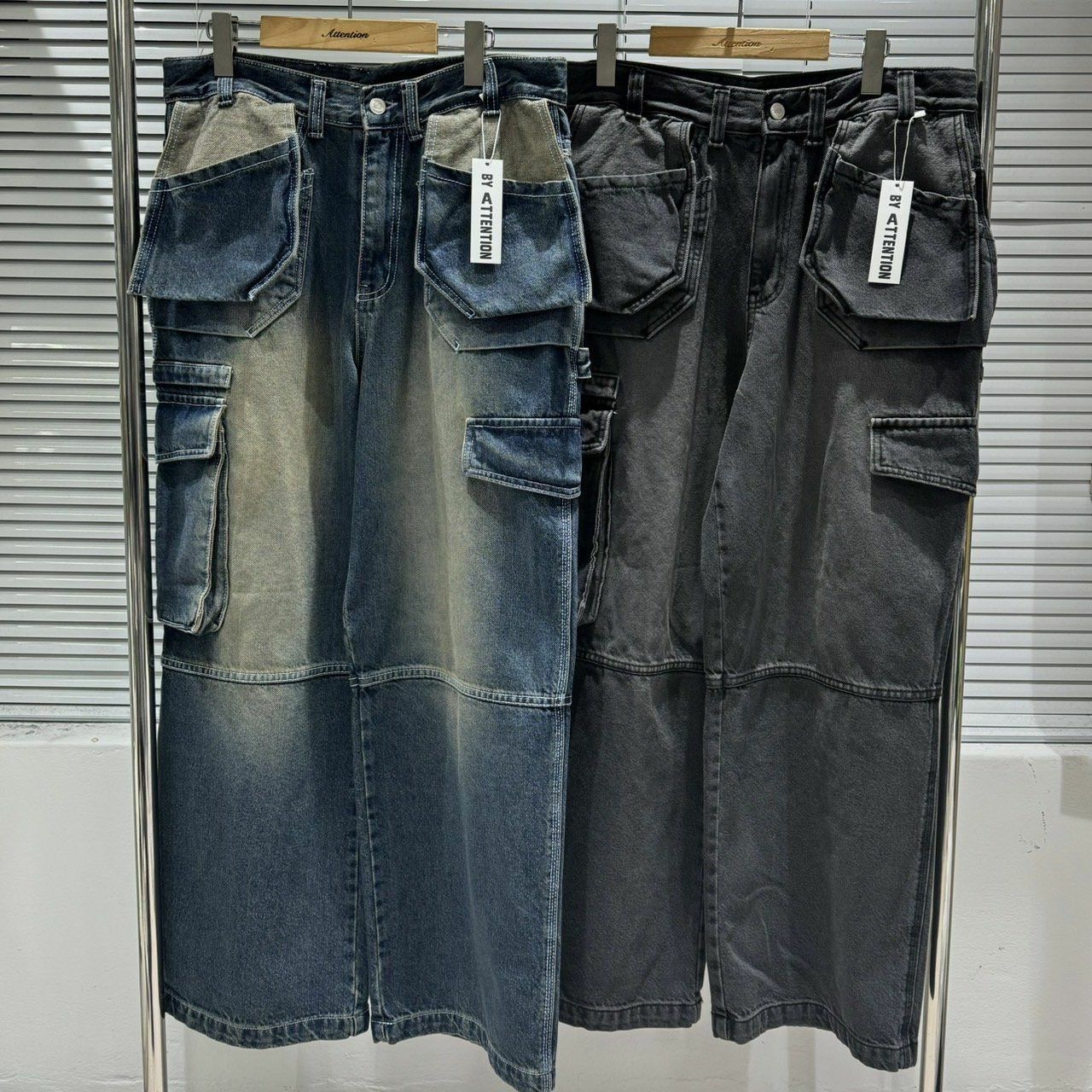 洗水工裝鬆身牛仔褲 BY ATTENTION-122J