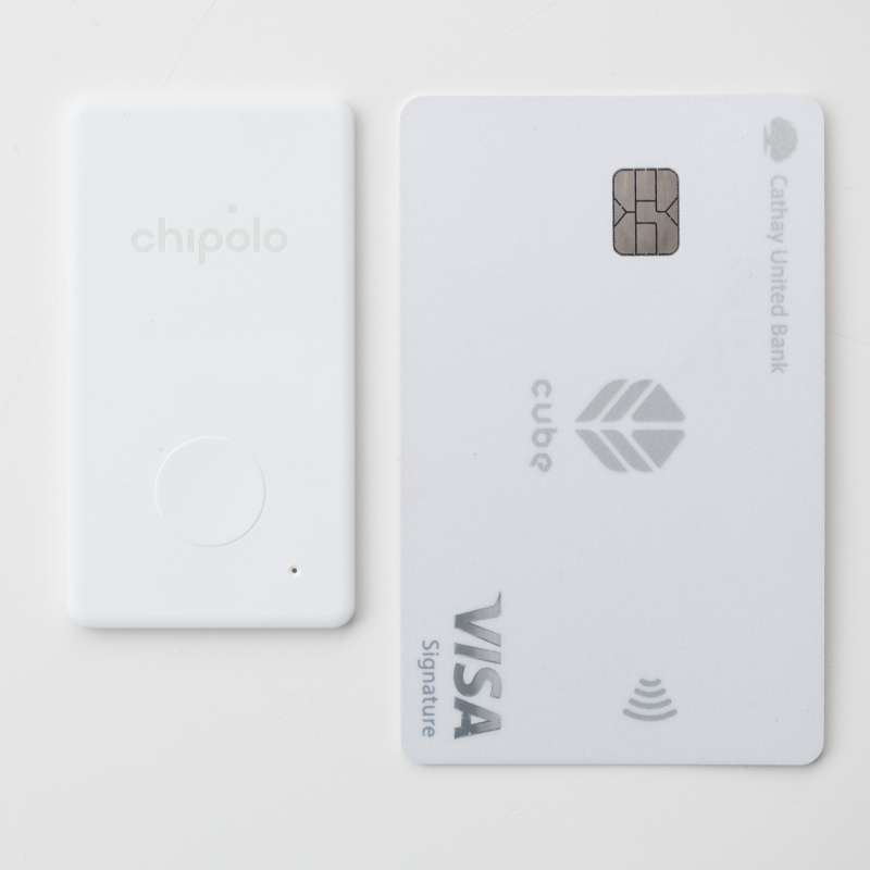 Chipolo Card與信用卡大小比較