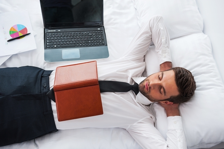 睡眠品質對工作效率的影響
