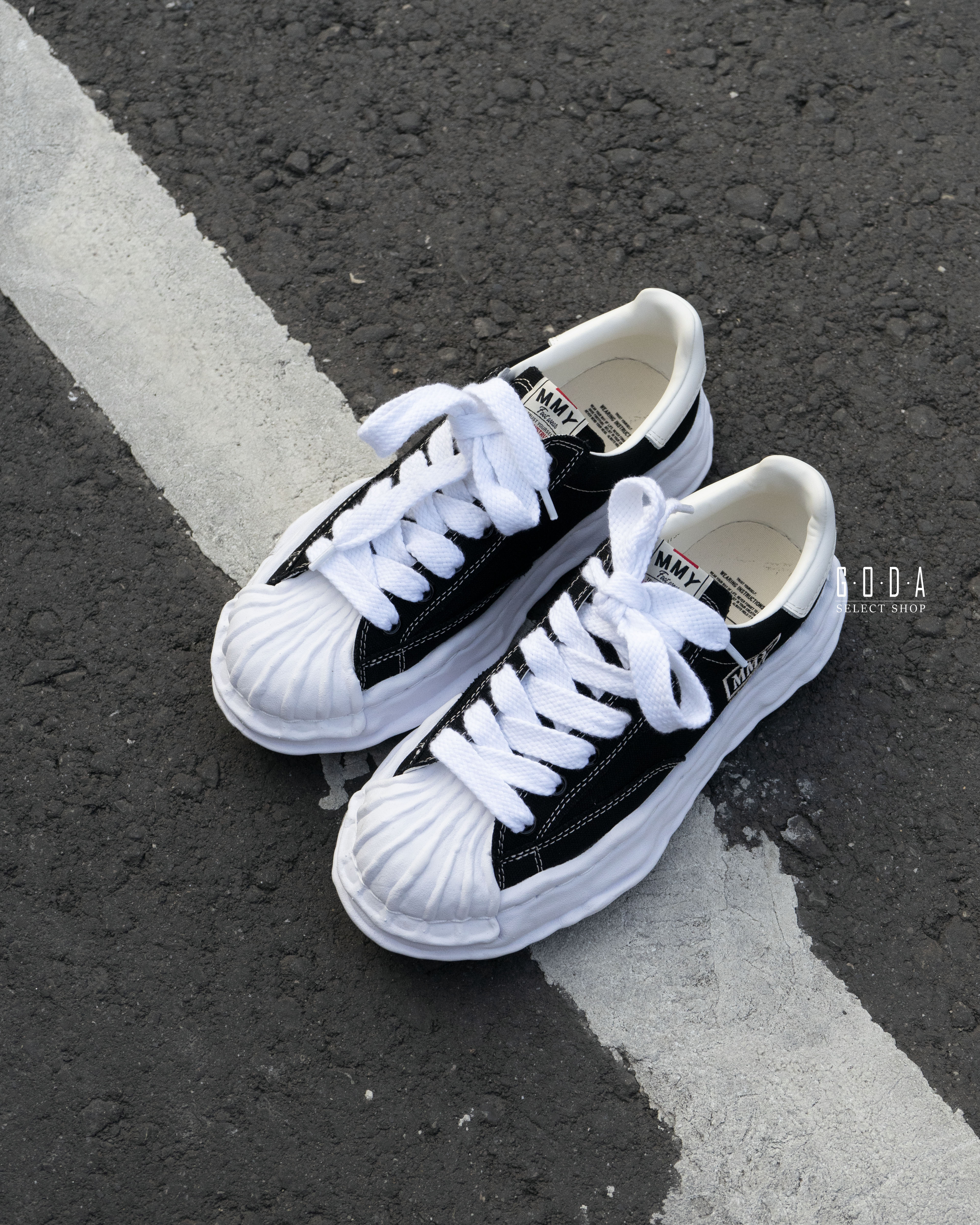 (日本連線)MAISON MIHARA YASUHIRO ORIGINAL SOLE MMY 三原康裕 溶解鞋 黑白 A08FW735