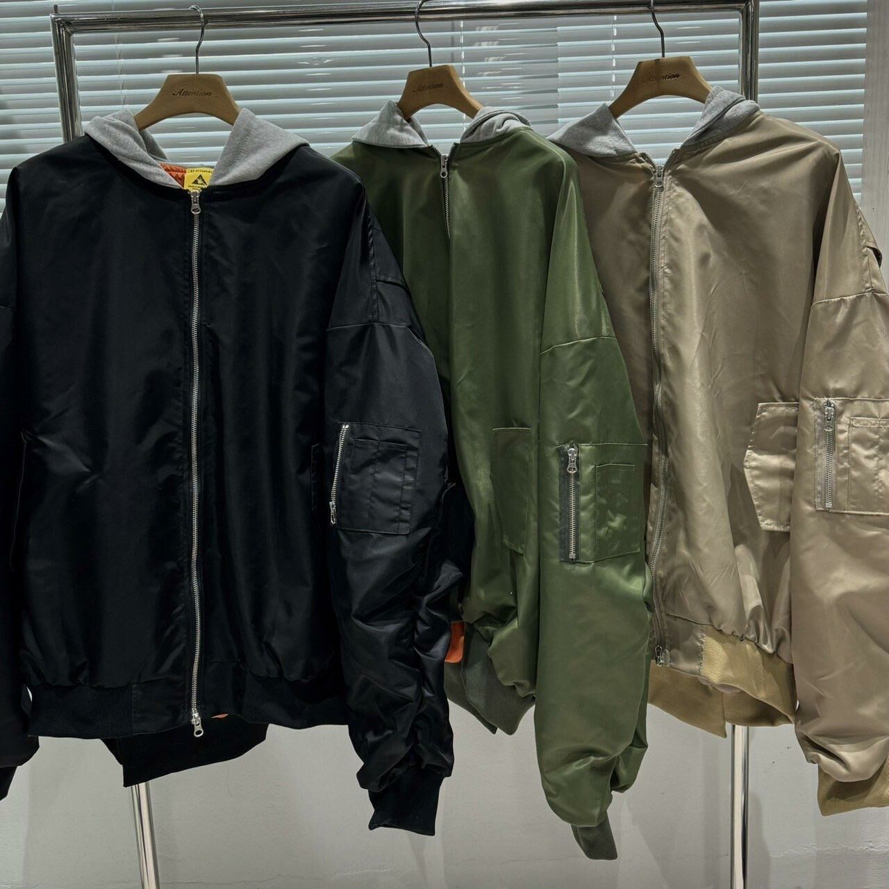 拼色連帽拉鍊外套 BY ATTENTION-132JK