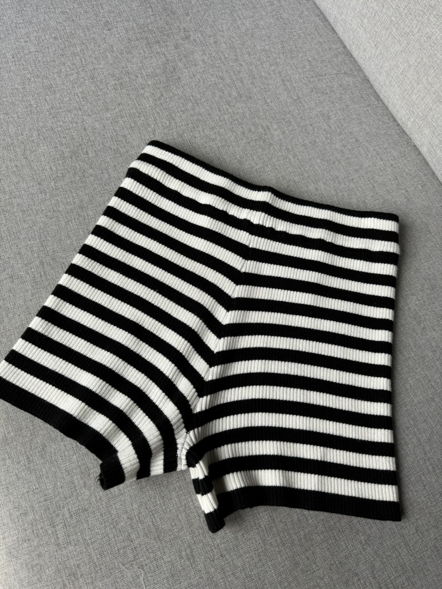 Mar.廣州連線 | 條紋針織短褲*2色∣