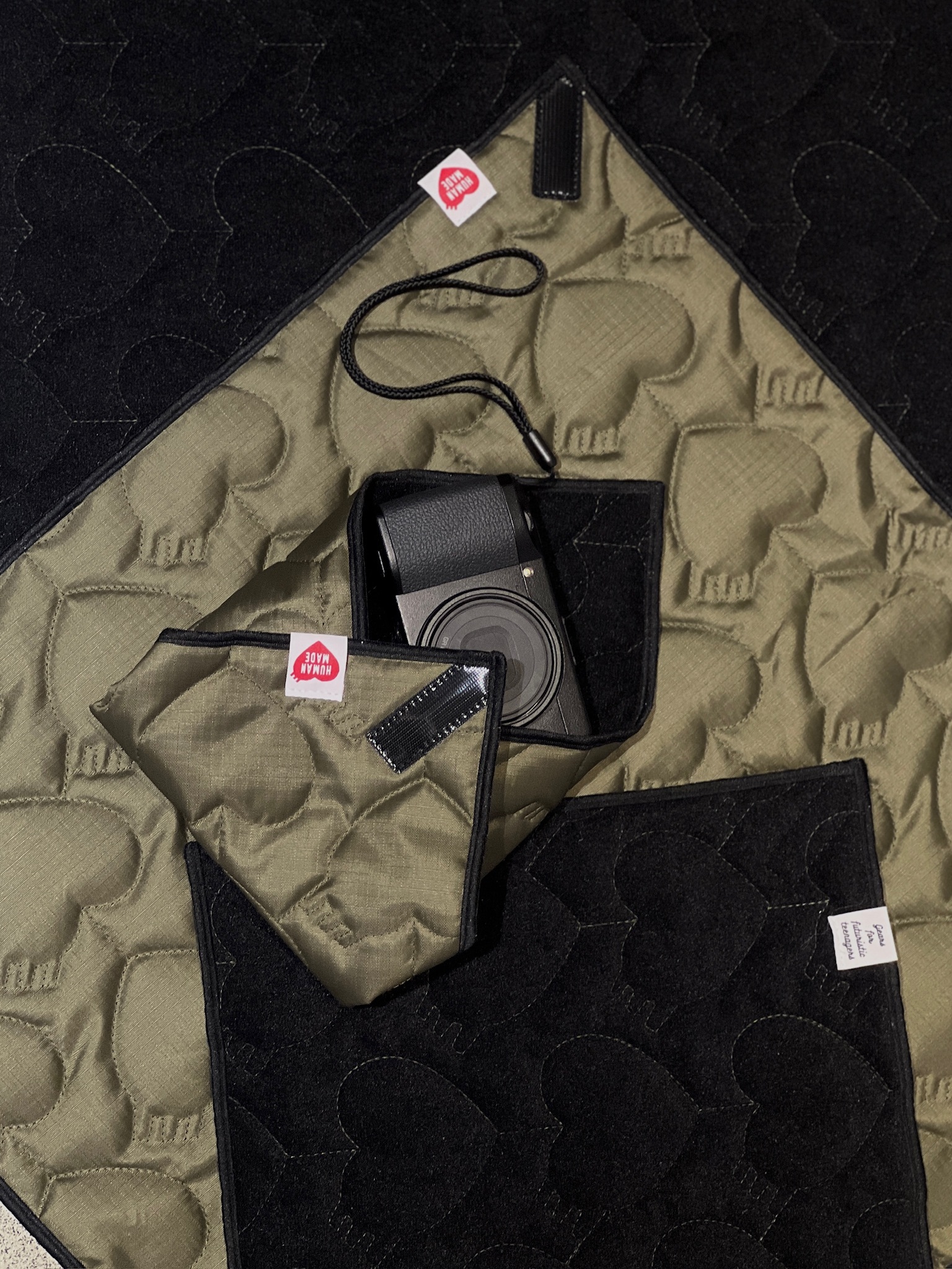 <快速出貨>HUMAN MADE衍縫材質 保護巾 大