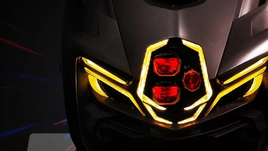 【AJ車燈國際】AJMB 三眼 頭燈 大燈 MMBCU