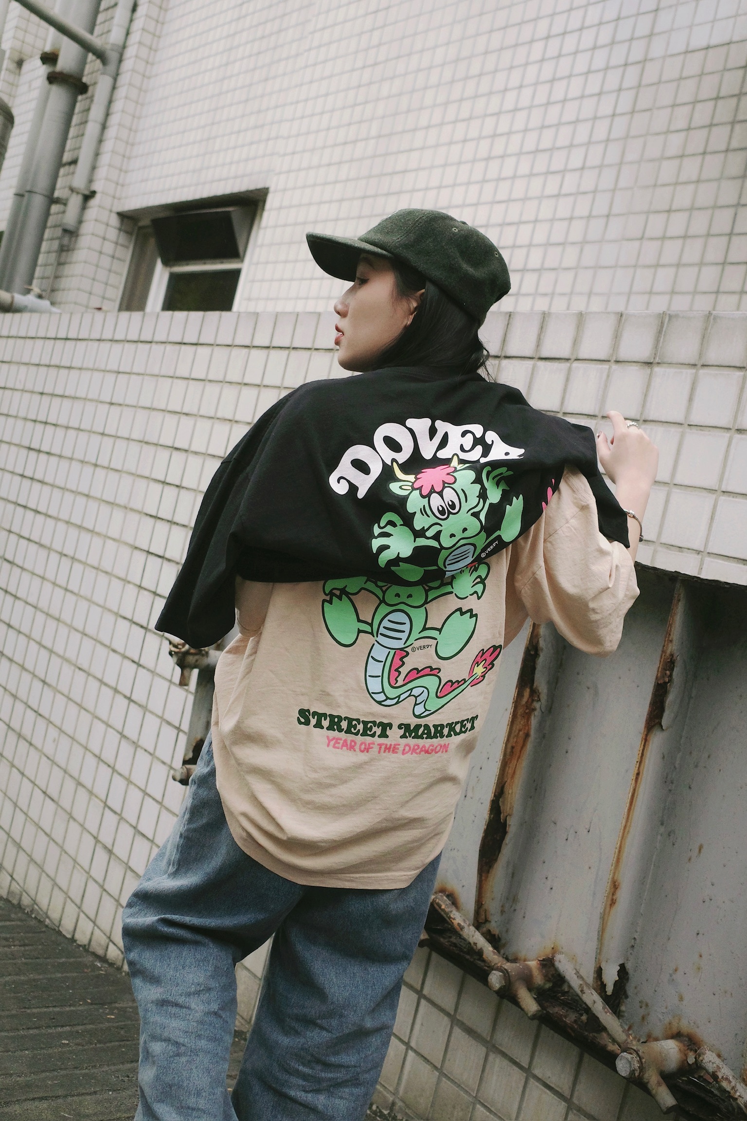 VERDY X DSM 短袖 龍年 黑/卡其