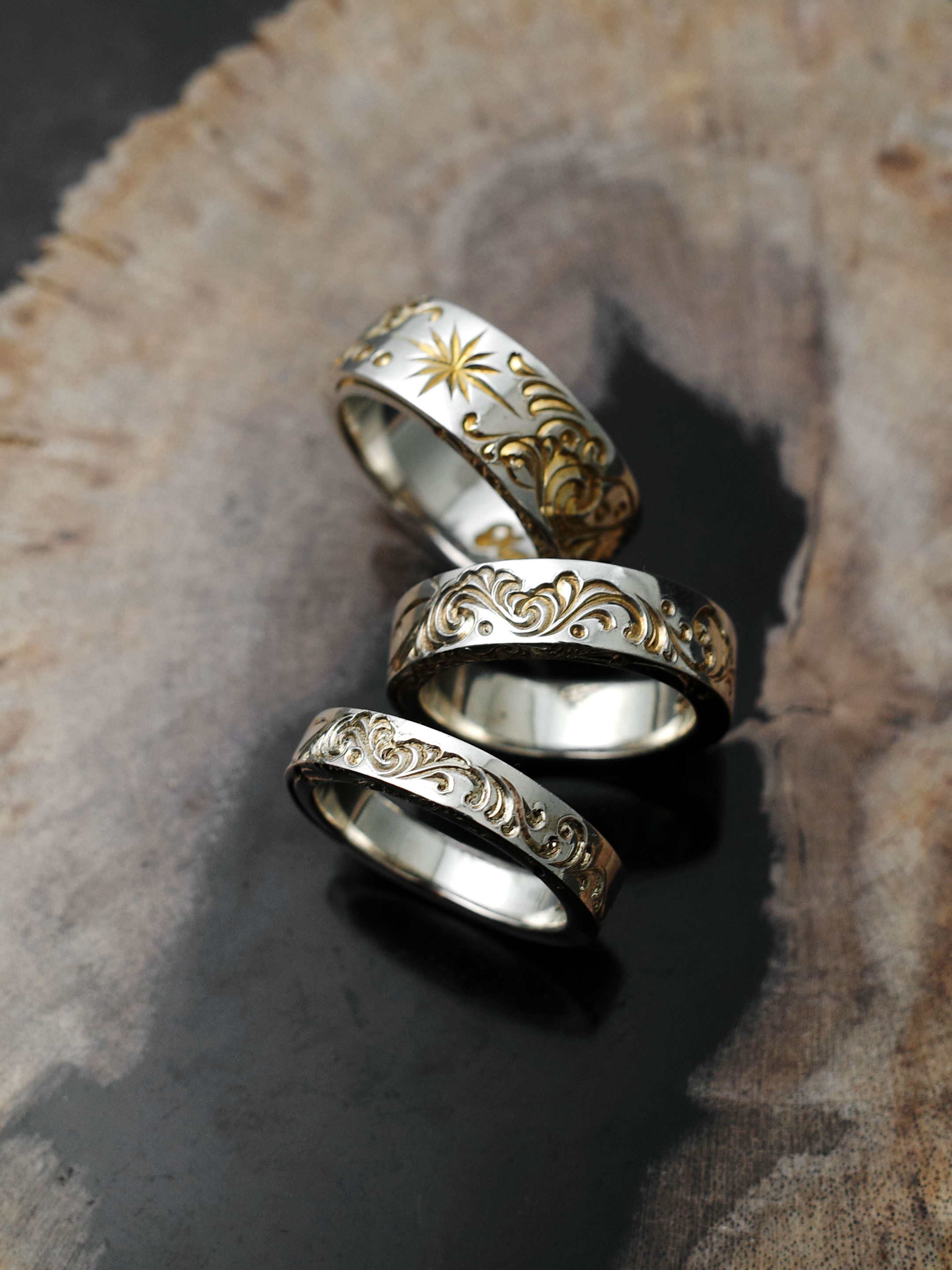 Jinny's 金唐草平打戒 8mm