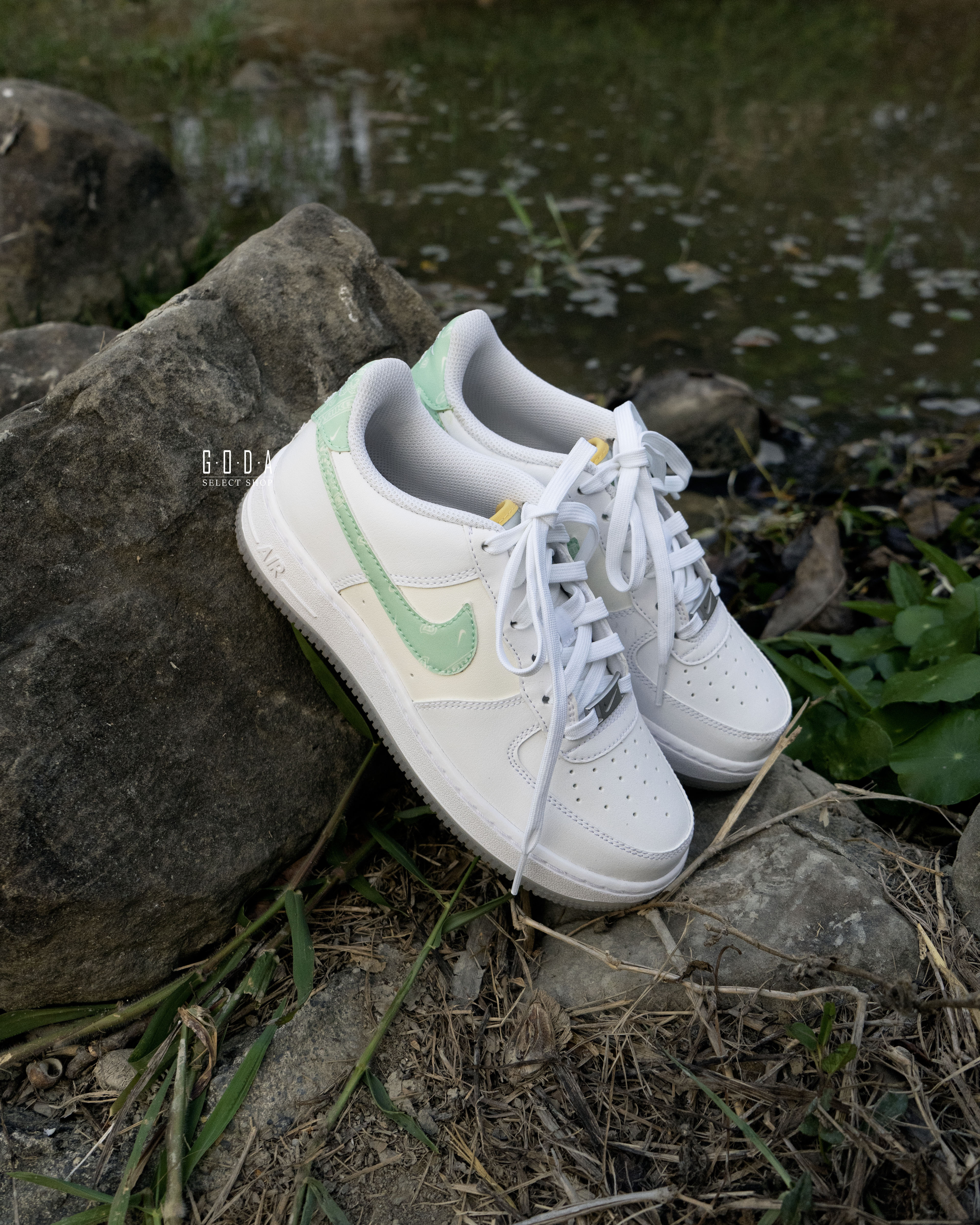 Nike Air Force 1 Lv8 GS 七彩變形蟲 女版大童 FJ7706-131