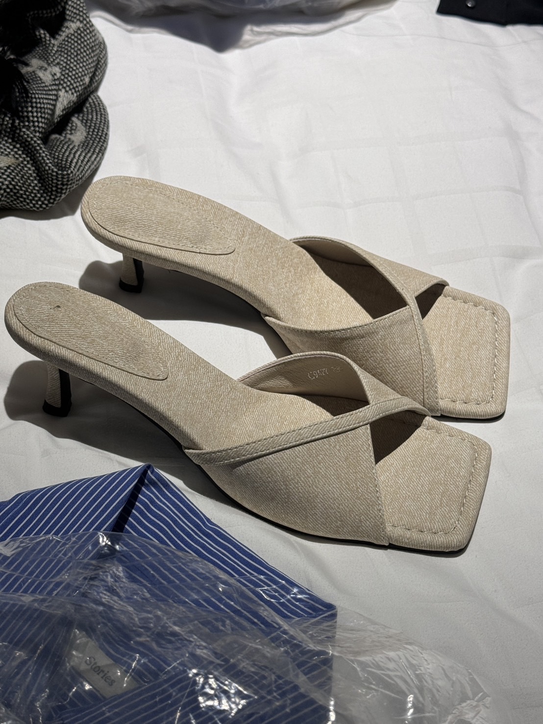 （韓國連線）方頭布面簡約低跟鞋