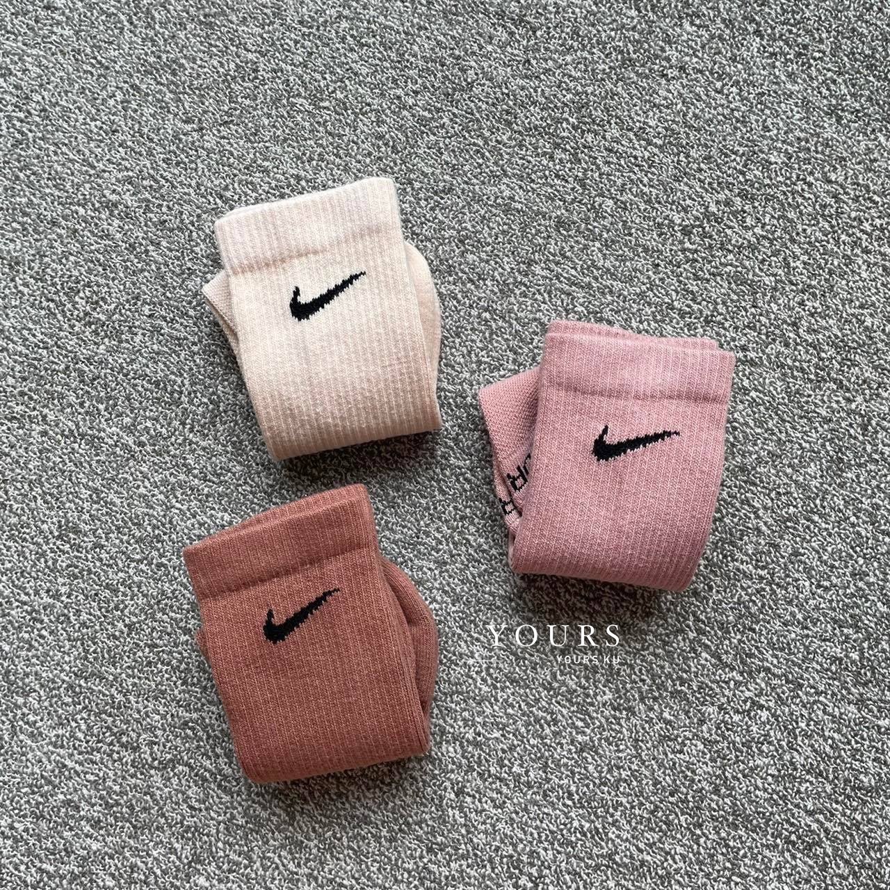 Nike EveryDay Plus 玫瑰粉 中長襪 三入組（SX6888-914）