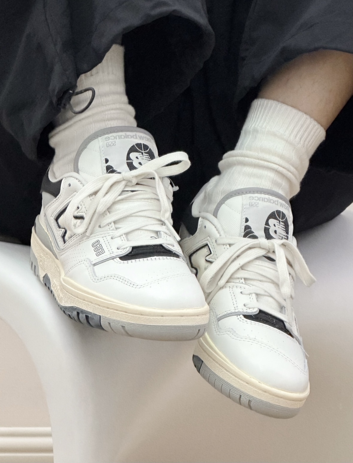 New Balance 550 NB 奶油黑白 復古 做舊 皮革 老爹鞋 BB550VGN/預購