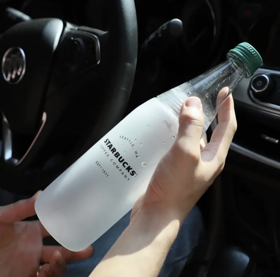 STARBUCKS 星巴客 磨砂冷水瓶 水杯 冷飲杯 隨行杯 磨砂 大容量 /預購