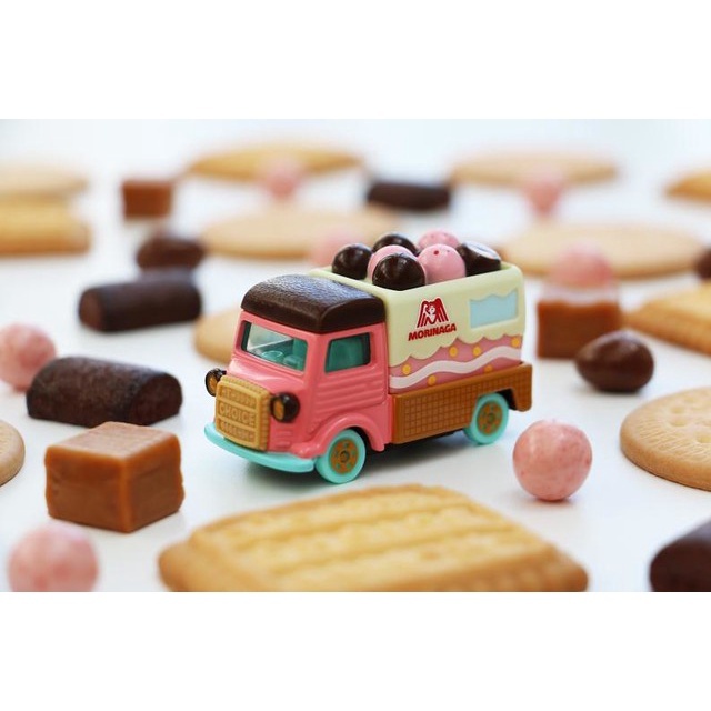 TAKARA TOMY｜TOMICA 多美小汽車  No.148 森永巧克力餅乾車 Dream Tomi