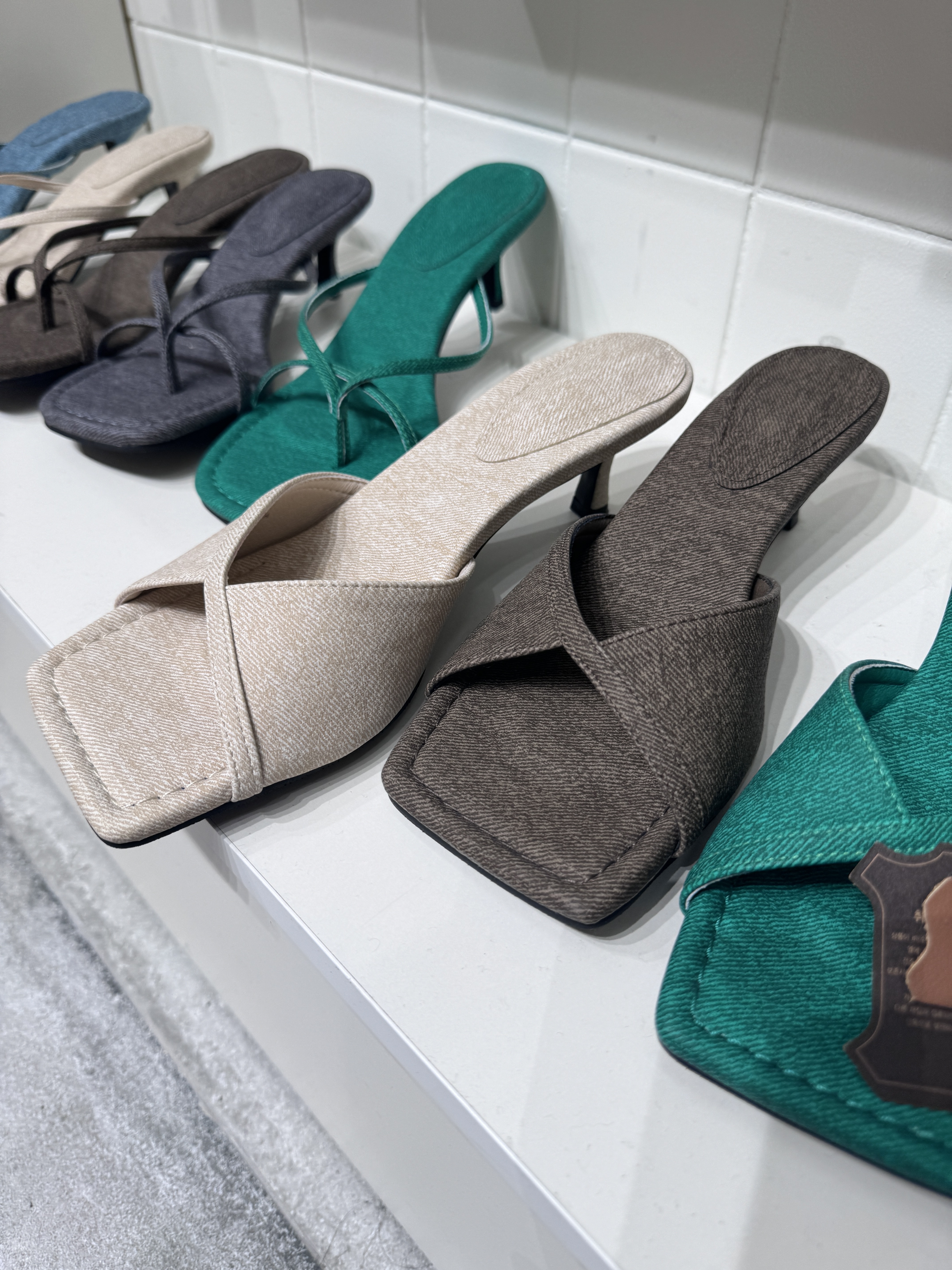 （韓國連線）方頭布面簡約低跟鞋