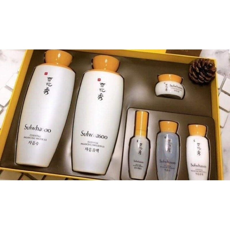 雪花秀 Sulwhasoo｜ 滋陰經典保養禮盒套組，環保盒裝
