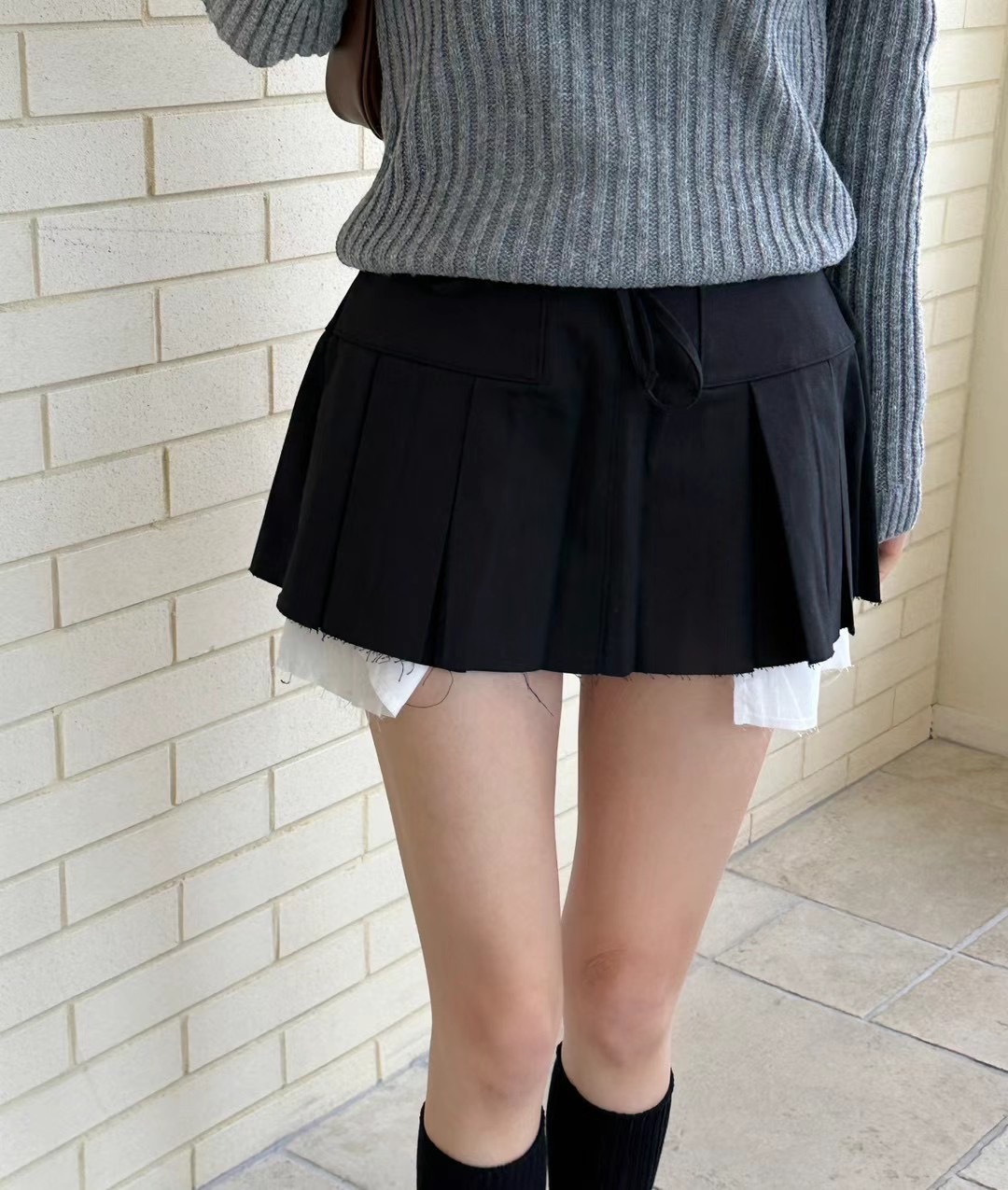 (現貨)  可愛感! 高腰蝴蝶結百摺裙 SK0301 (黑)