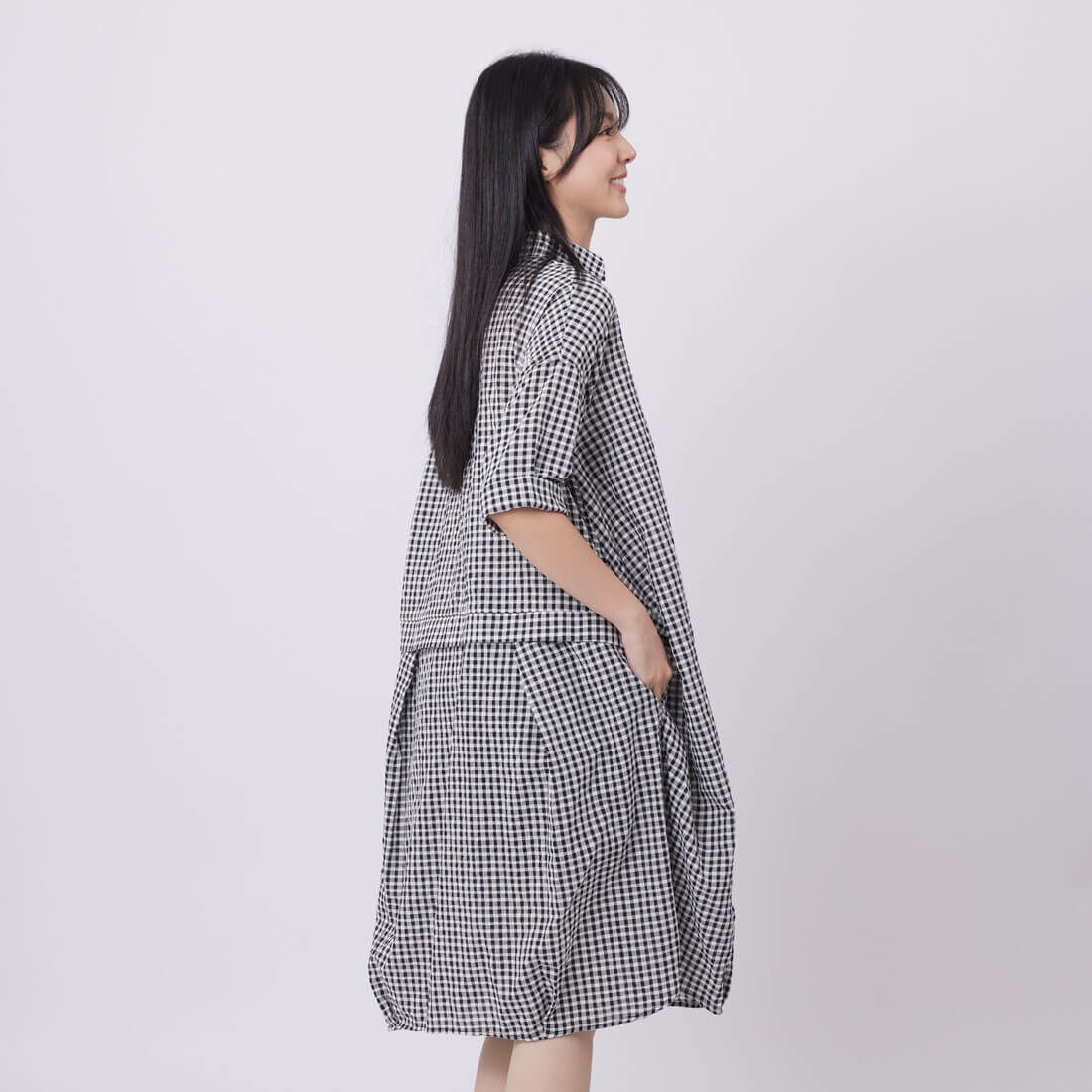 Nancy 寬版開襟口袋棉質洋裝/黑格