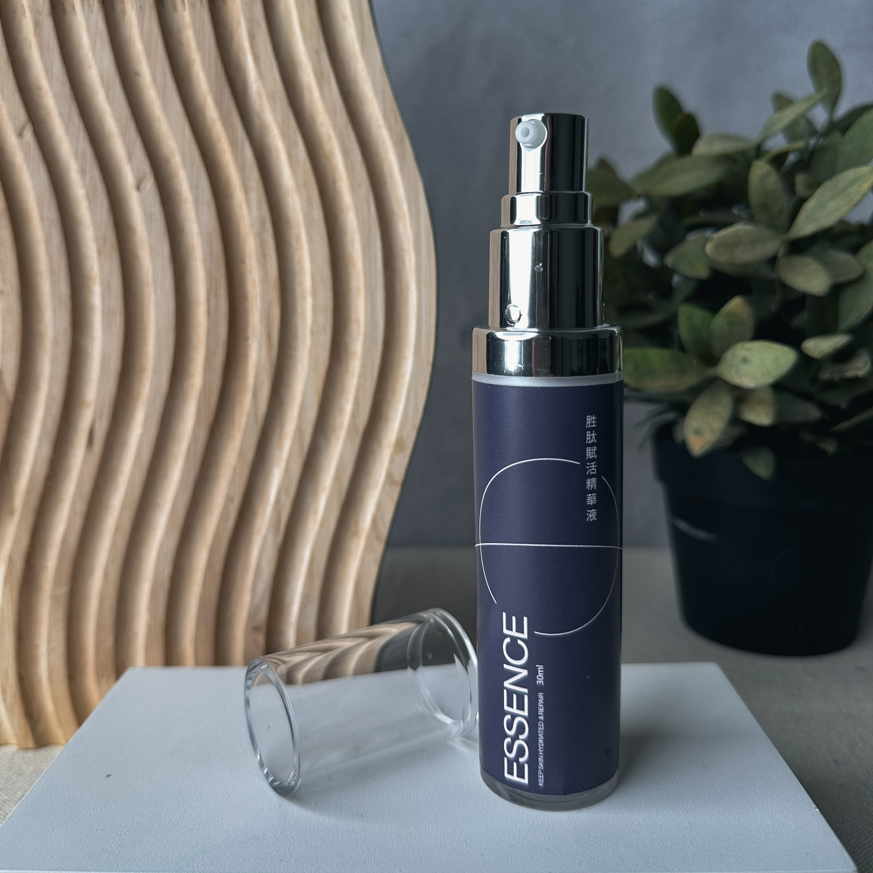 Essence keep slin hydrated & Repair