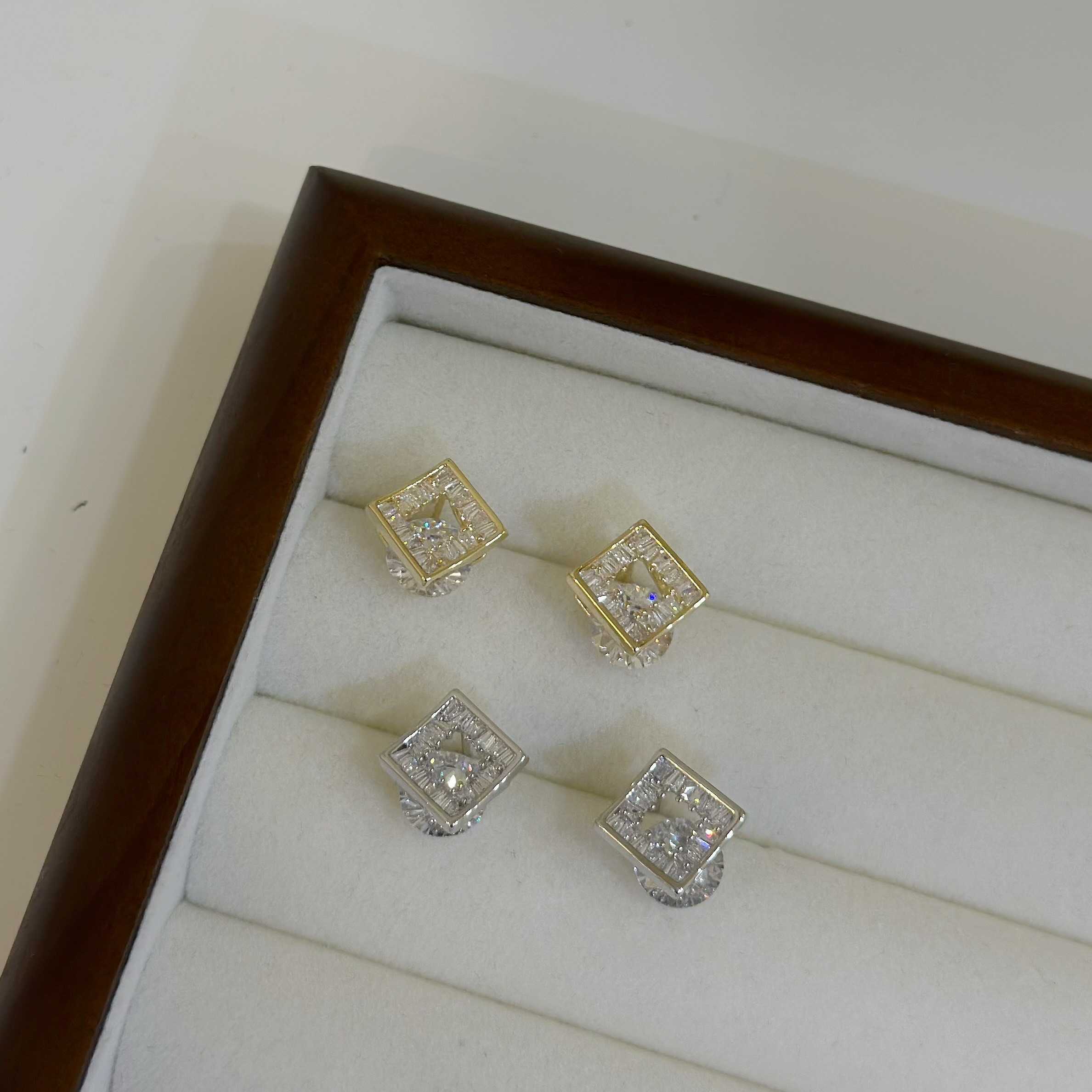 K18鋯石方塊夾鑽