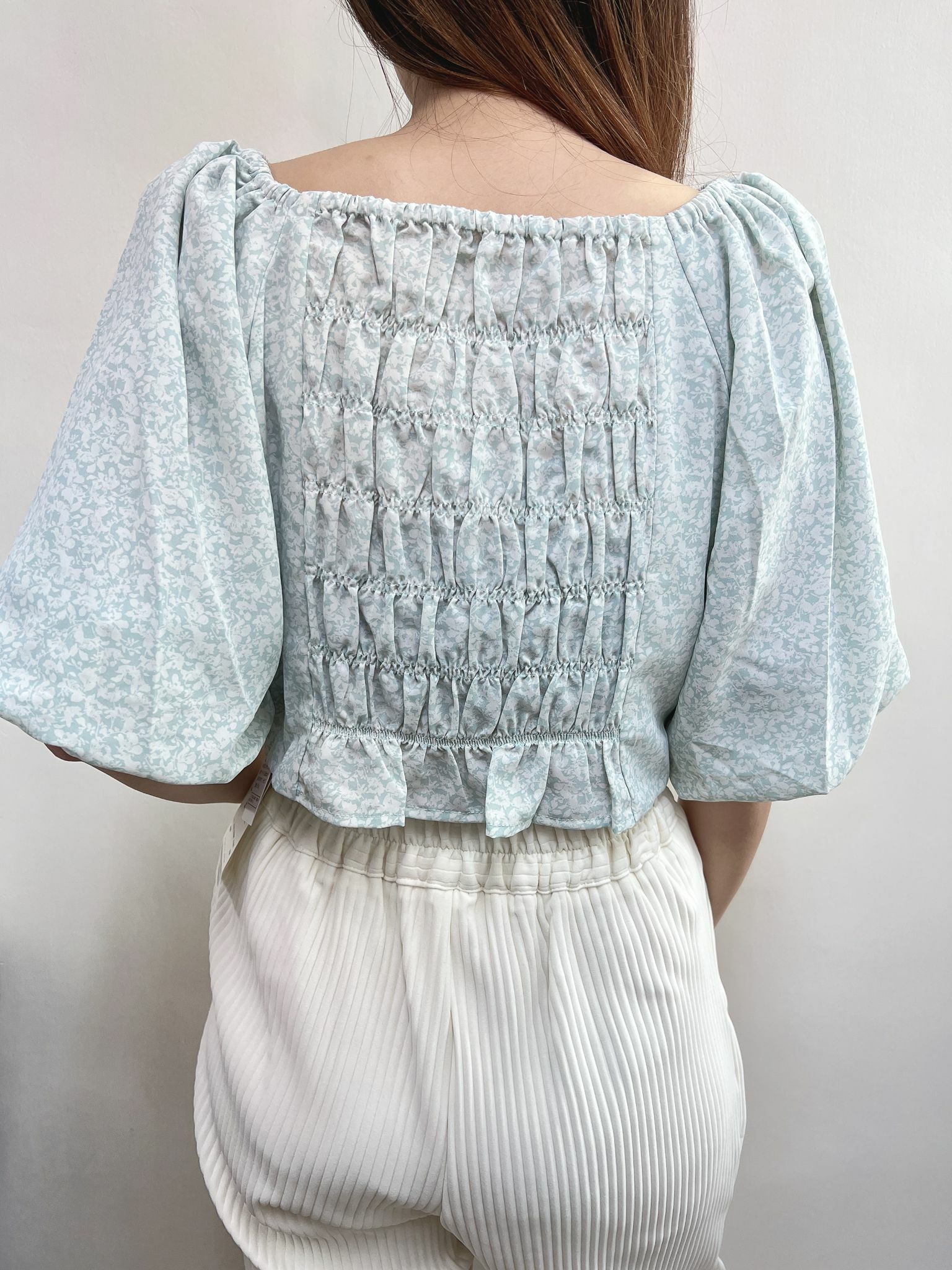 RC 花朵褶飾襯衫