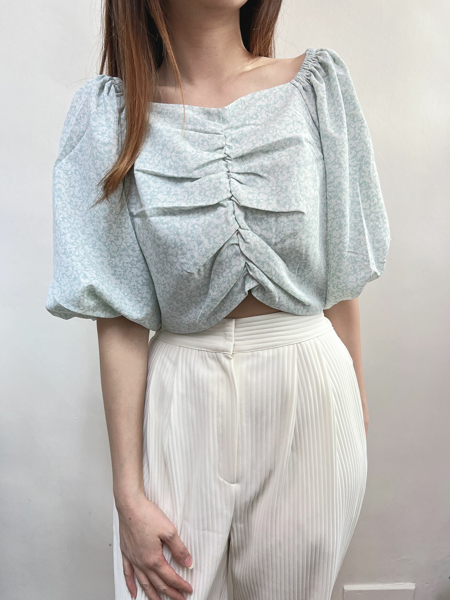 RC 花朵褶飾襯衫