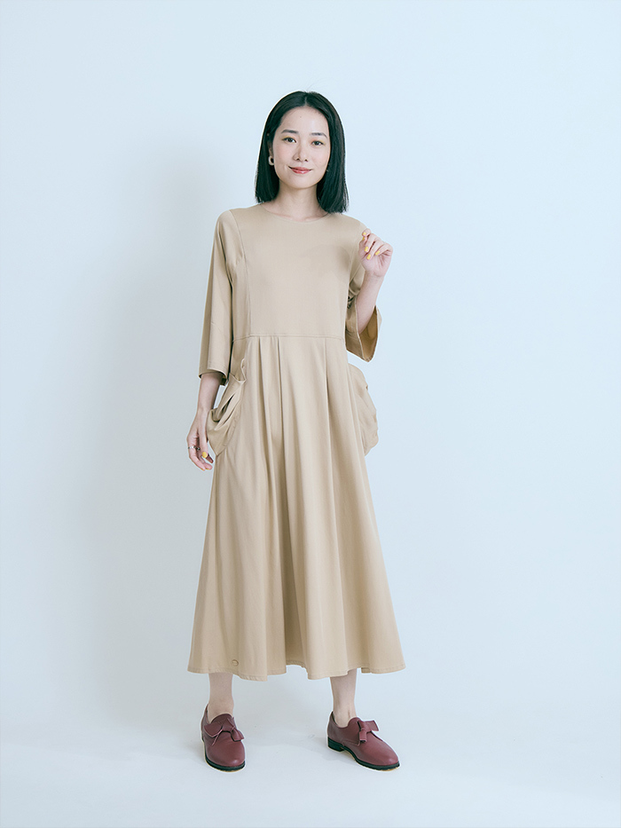 松果種子口袋七分袖洋裝-焦茶