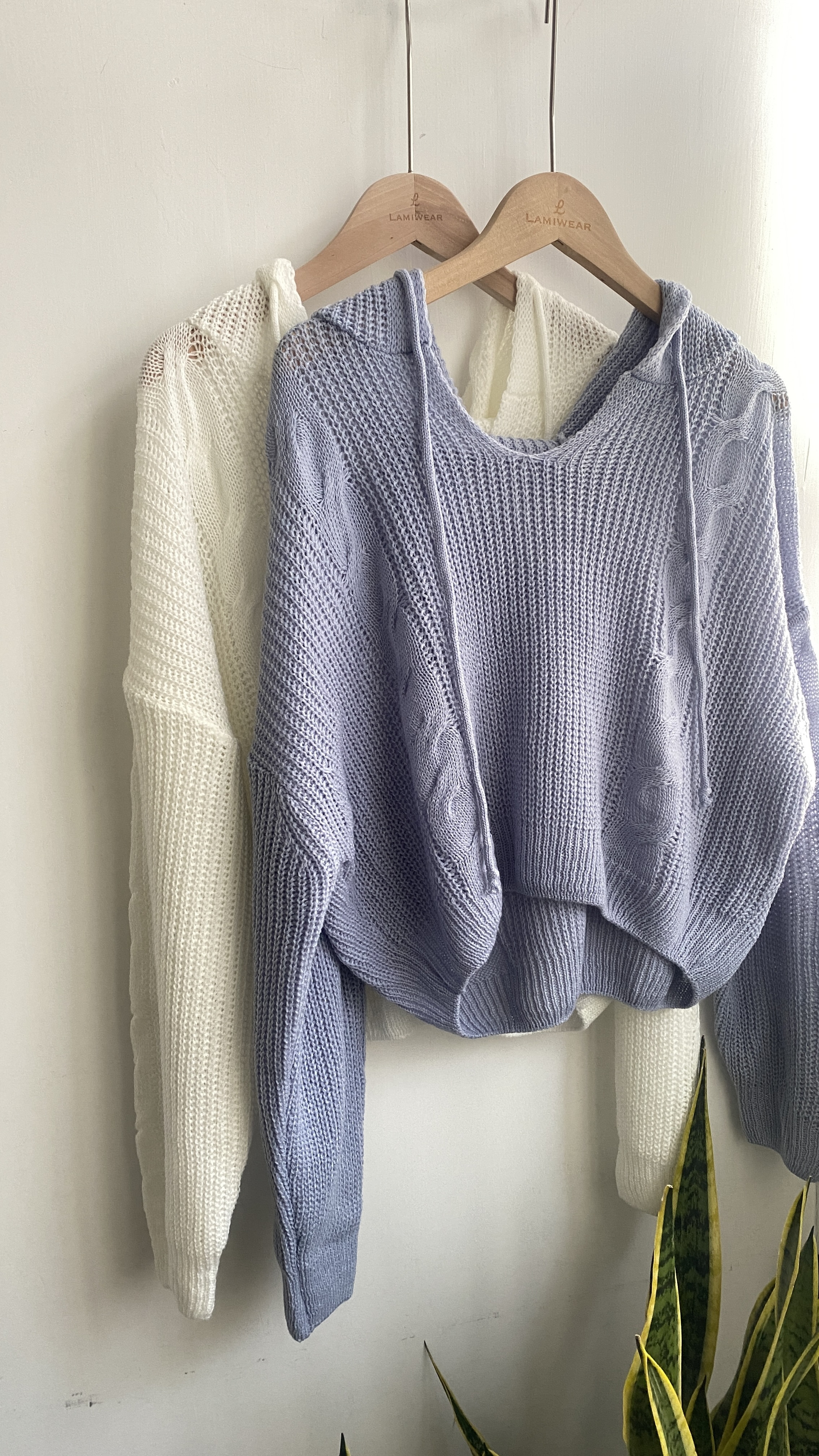 𝑺𝑨𝑳𝑬 透薄幼針織有帽長袖