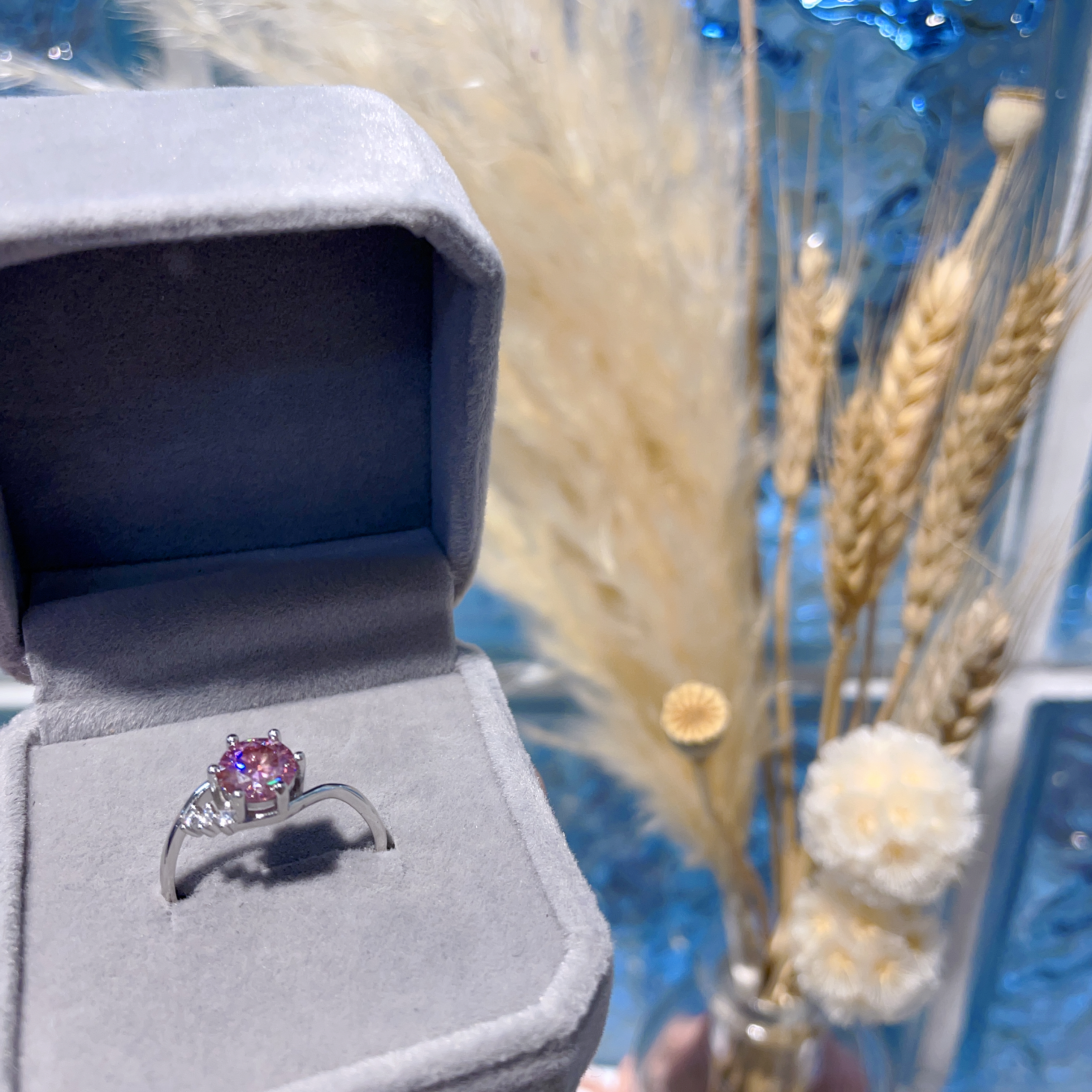 D931 粉莫桑戒指 1.00ct