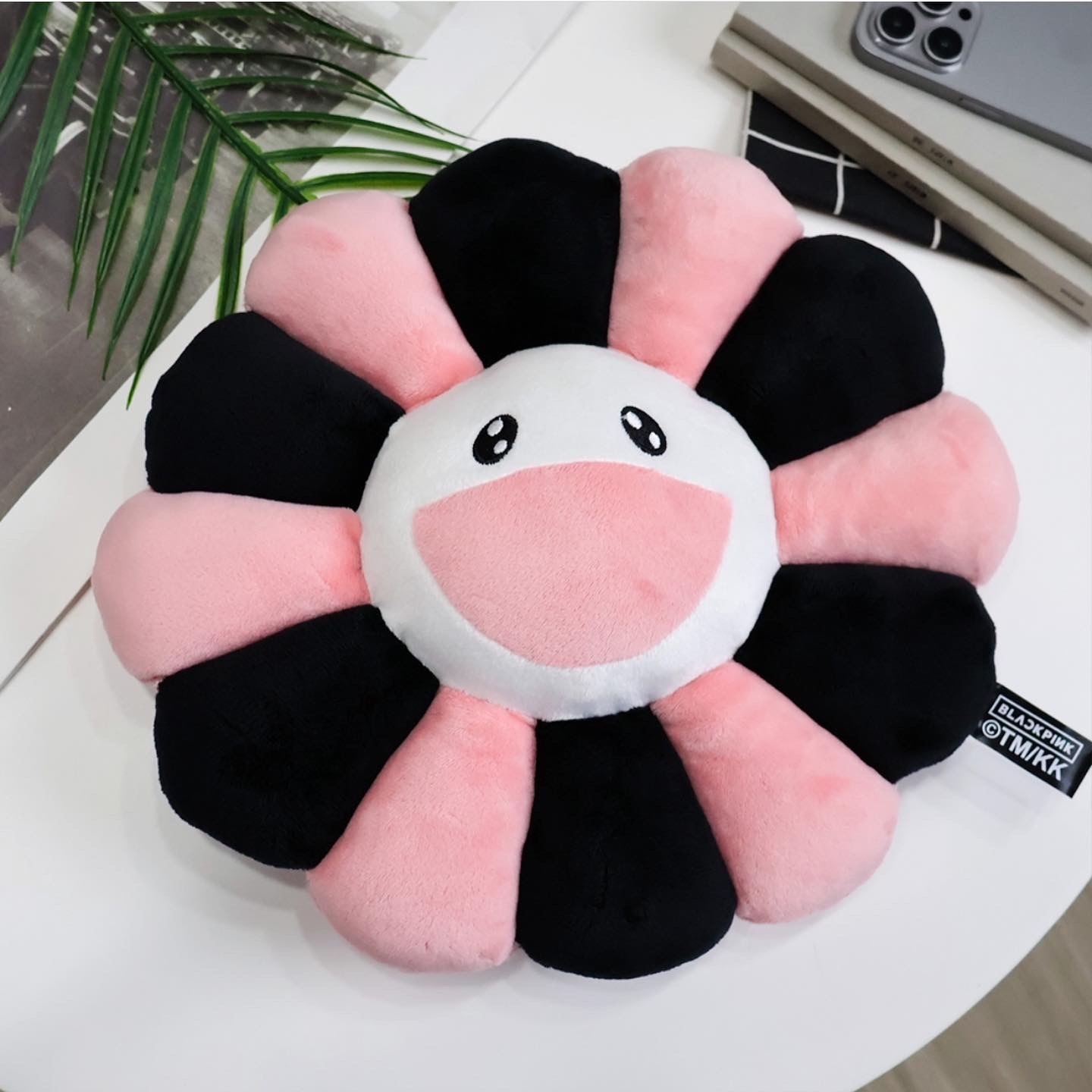 BLACKPINK x Takashi Murakami Flower Keychain + Pillow（30CM）