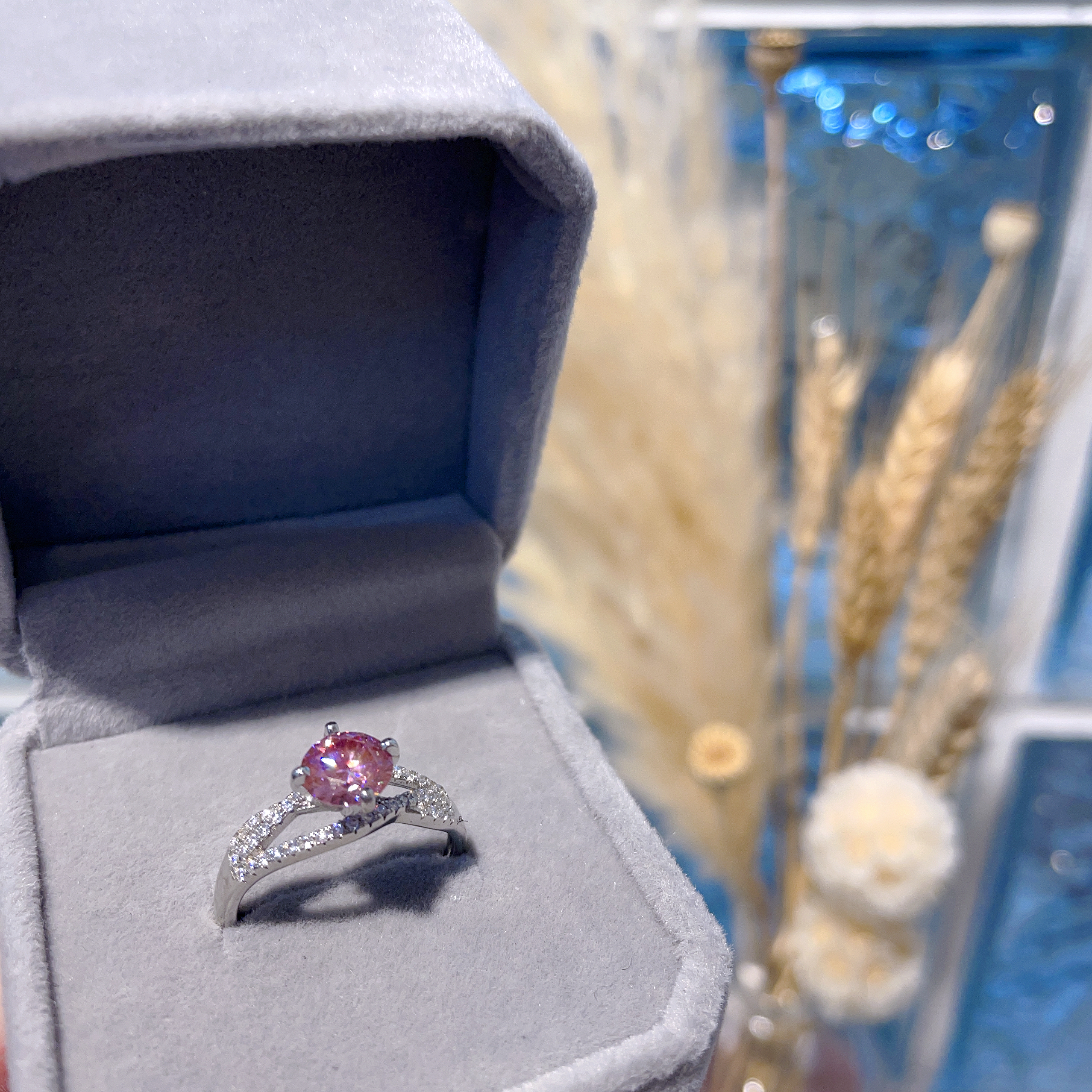 D936 粉莫桑繞線戒指 1.00ct